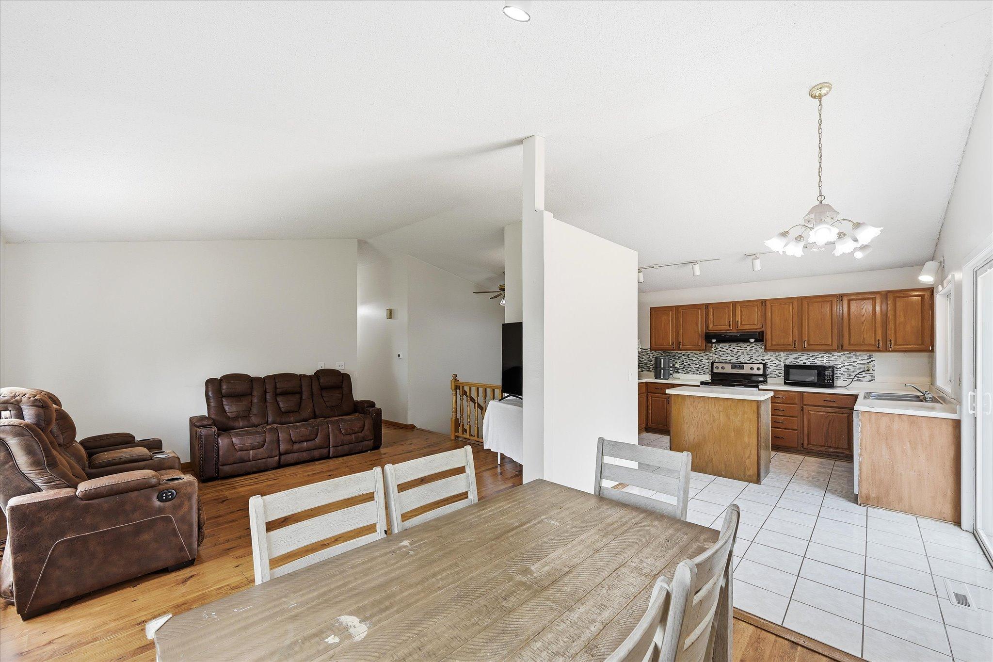 View of Residential at 4516 Whitetail Way, Eagan MN 55123, Eagan (19 of 47) - Mike Wilen | Minnesota Team Real Estate