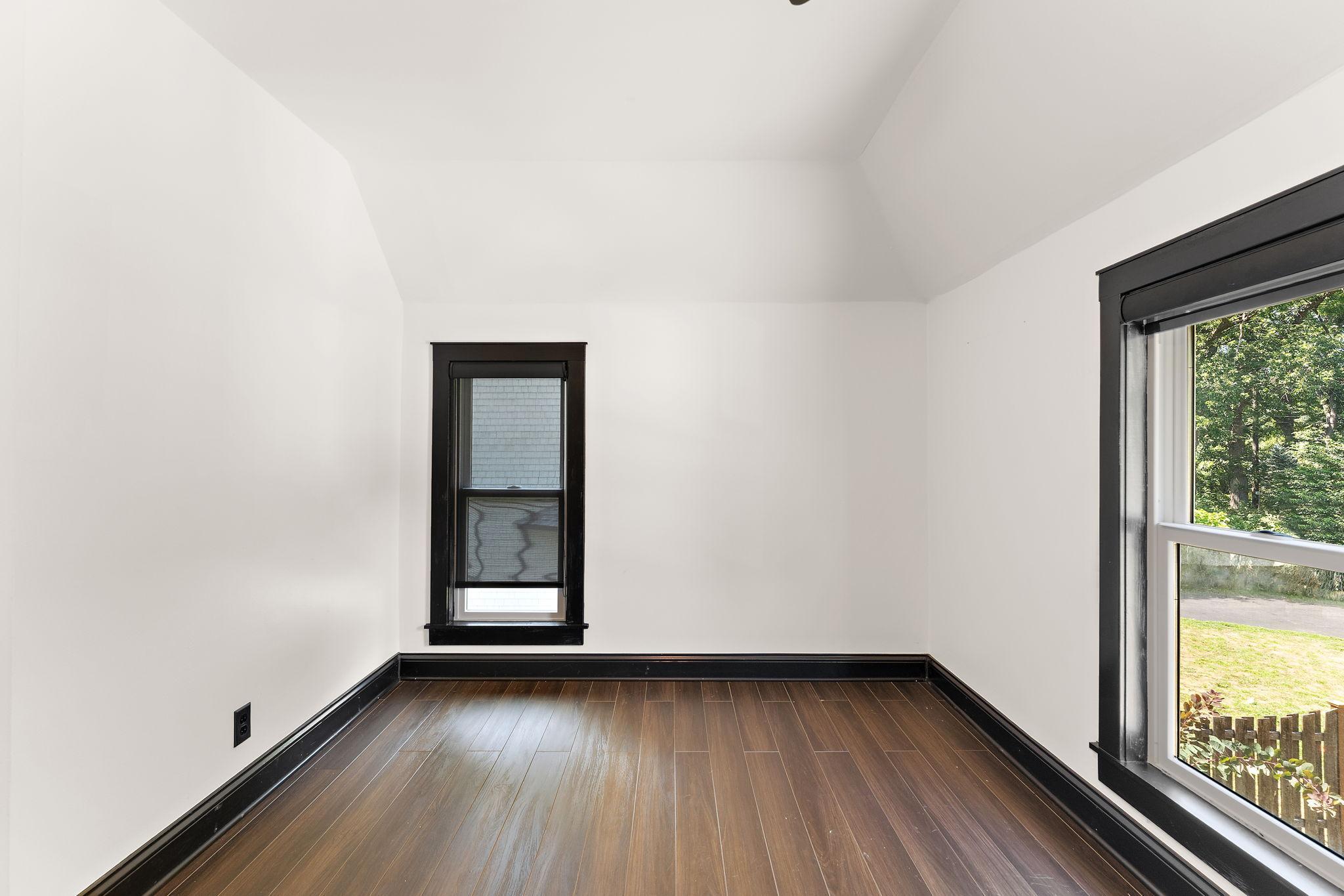 View of Residential at 1723 Hewitt Avenue, Saint Paul MN 55104, Saint Paul (20 of 26) - Mike Wilen | Minnesota Team Real Estate