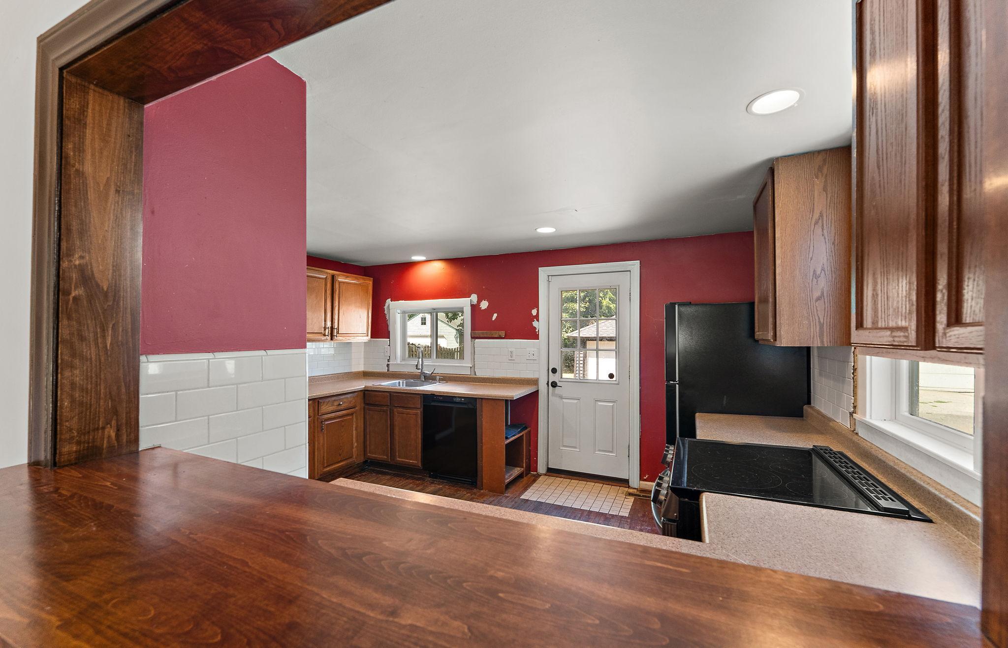 View of Residential at 1723 Hewitt Avenue, Saint Paul MN 55104, Saint Paul (13 of 26) - Mike Wilen | Minnesota Team Real Estate
