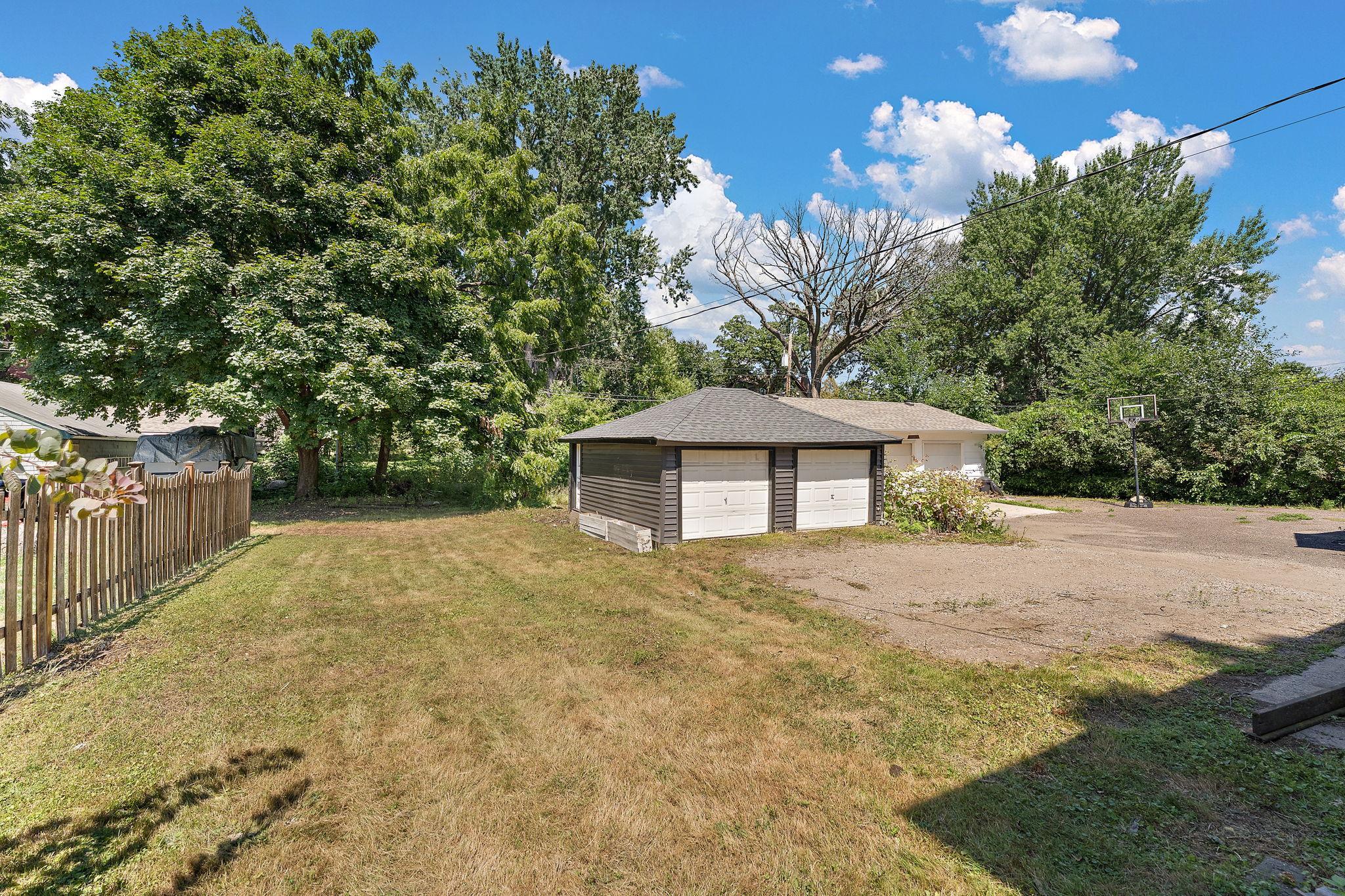 View of Residential at 1723 Hewitt Avenue, Saint Paul MN 55104, Saint Paul (25 of 26) - Mike Wilen | Minnesota Team Real Estate