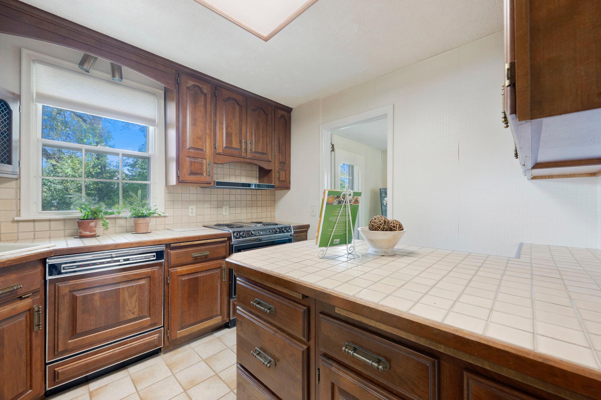 View of Residential at 3125 Dakota Avenue, Saint Louis Park MN 55416, Saint Louis Park (12 of 30) - Mike Wilen | Minnesota Team Real Estate