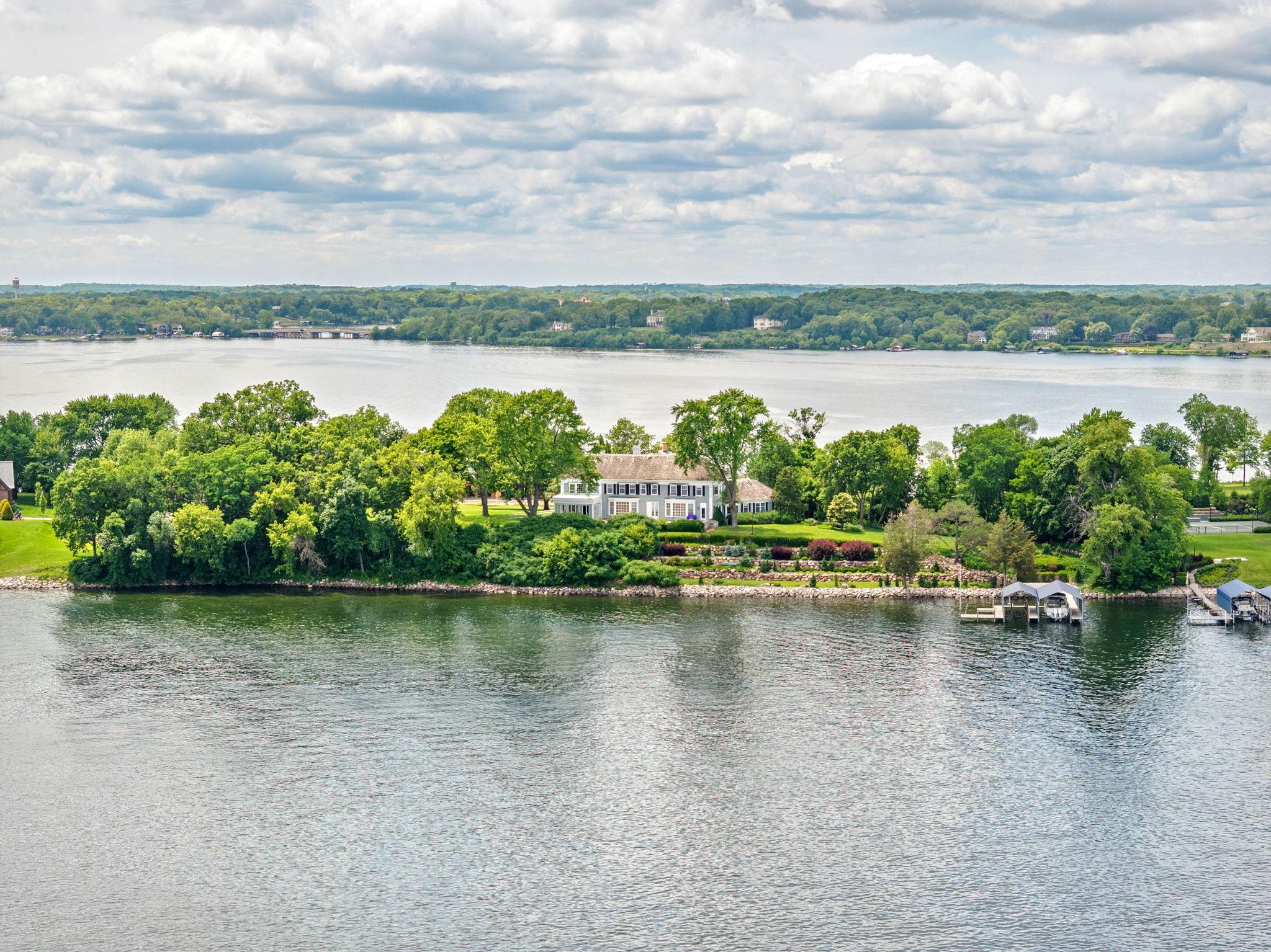 View of Residential at 1480 Bracketts Point Road, Wayzata MN 55391, Wayzata (19 of 20) - Mike Wilen | Minnesota Team Real Estate
