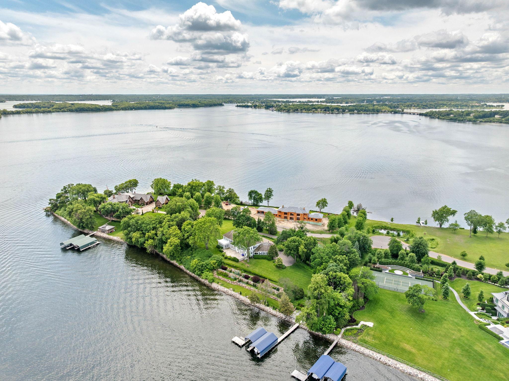 View of Residential at 1480 Bracketts Point Road, Wayzata MN 55391, Wayzata (17 of 20) - Mike Wilen | Minnesota Team Real Estate