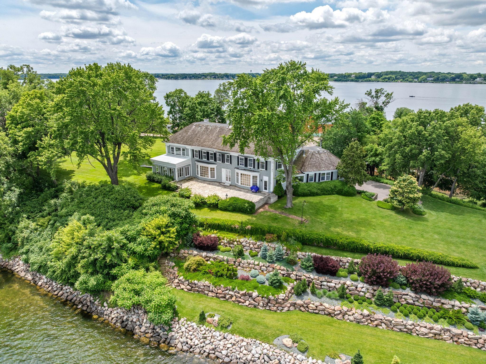 View of Residential at 1480 Bracketts Point Road, Wayzata MN 55391, Wayzata (5 of 20) - Mike Wilen | Minnesota Team Real Estate