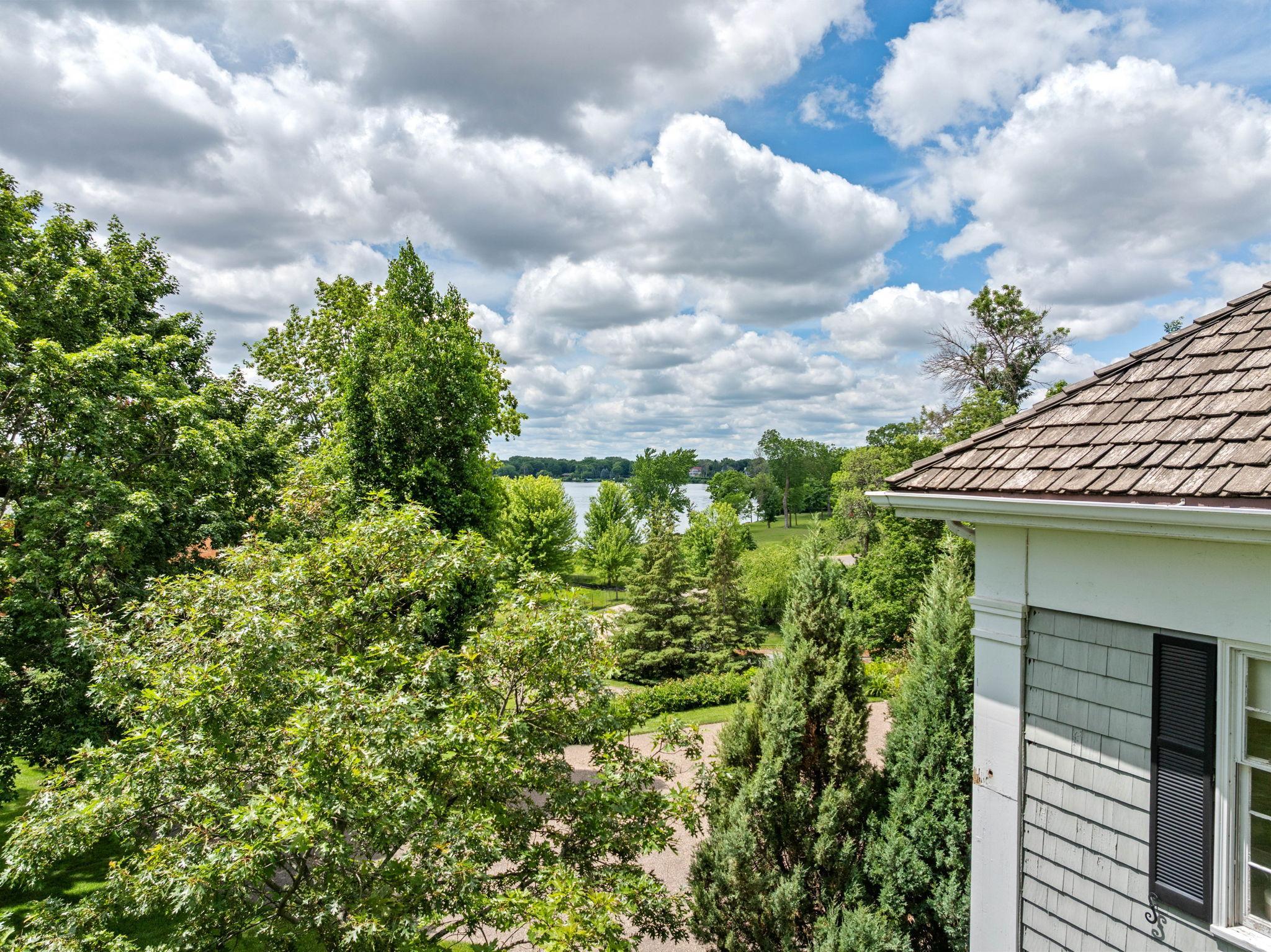 View of Residential at 1480 Bracketts Point Road, Wayzata MN 55391, Wayzata (6 of 20) - Mike Wilen | Minnesota Team Real Estate