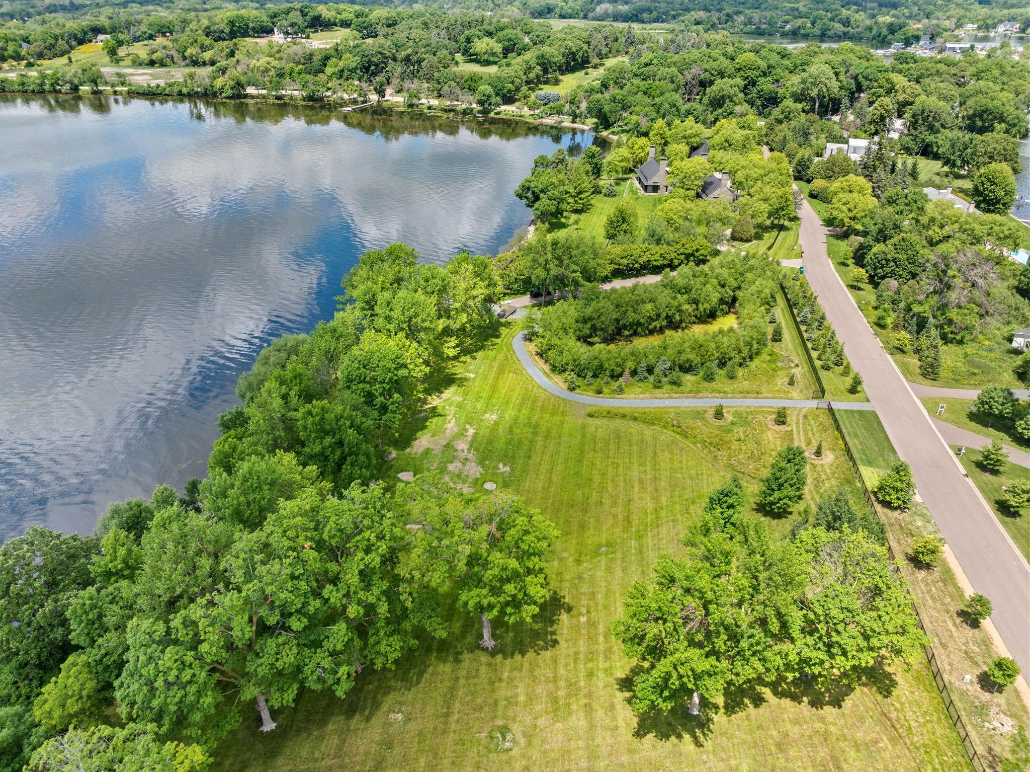 View of Land at 1365 Bracketts Point Road, Wayzata MN 55391, Wayzata (20 of 25) - Mike Wilen | Minnesota Team Real Estate