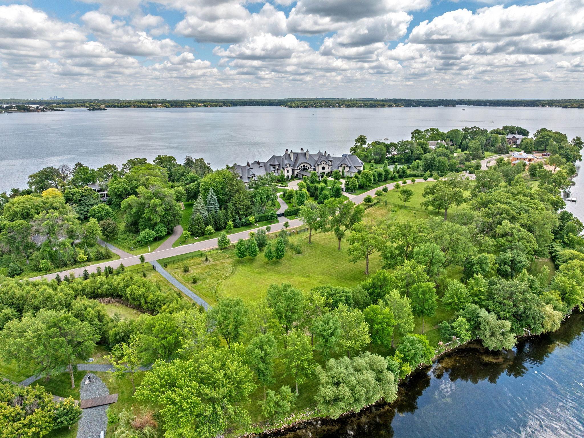 View of Land at 1365 Bracketts Point Road, Wayzata MN 55391, Wayzata (18 of 25) - Mike Wilen | Minnesota Team Real Estate