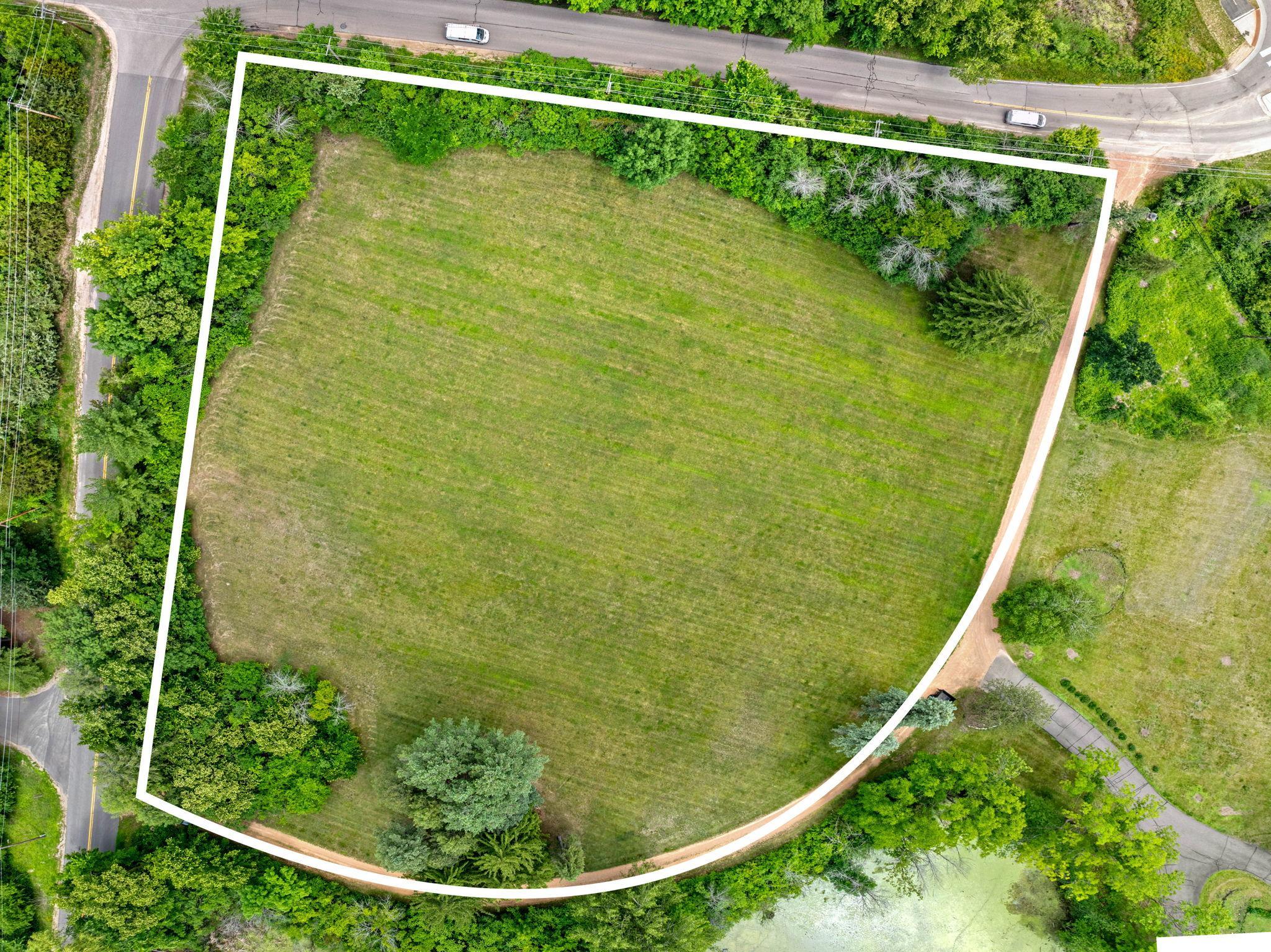 View of Land at 1445 Fox Street, Wayzata MN 55391, Wayzata (2 of 17) - Mike Wilen | Minnesota Team Real Estate