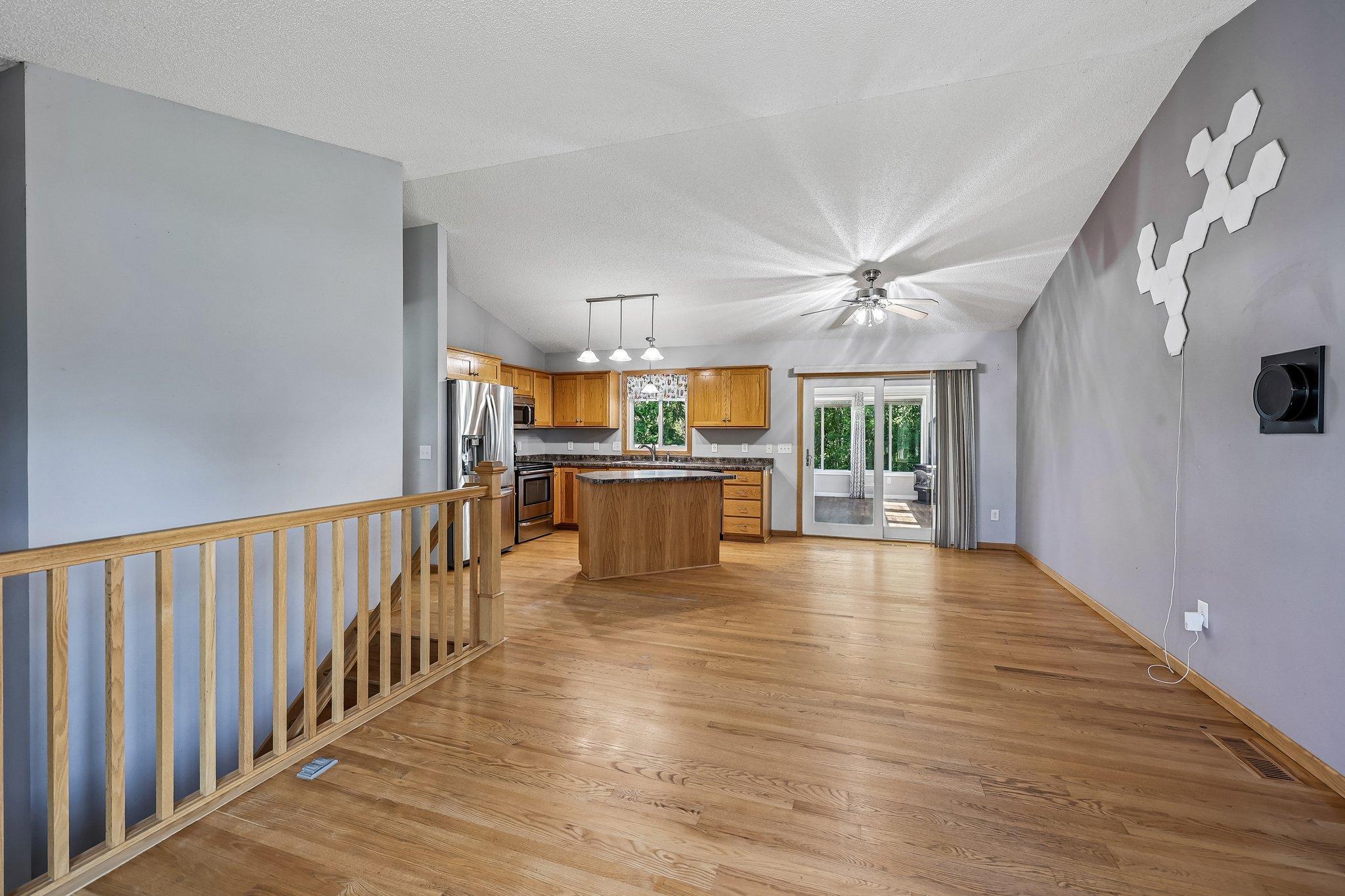 View of Residential at 425 66th Street, Waverly MN 55390, Waverly (6 of 44) - Mike Wilen | Minnesota Team Real Estate