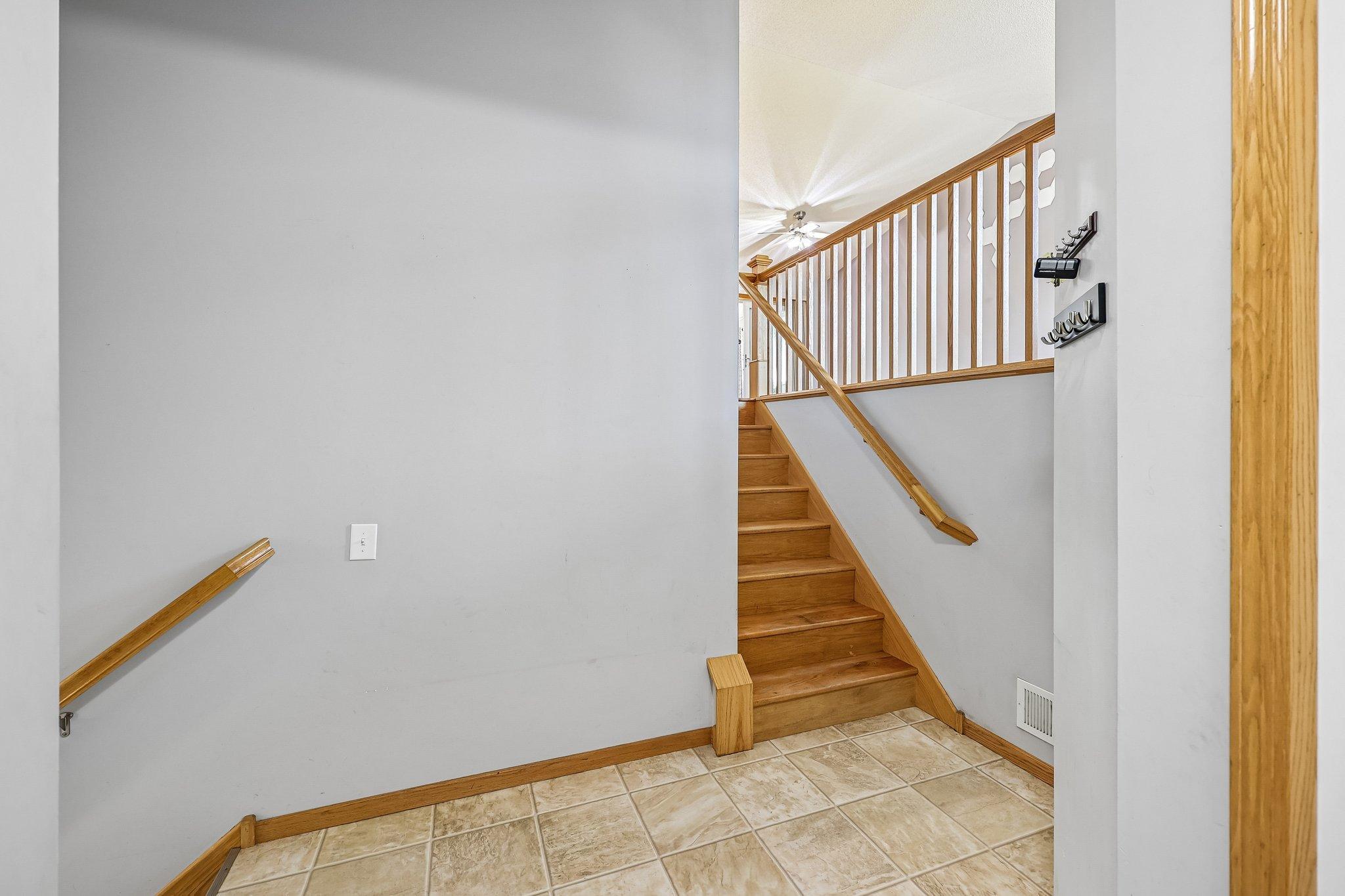 View of Residential at 425 66th Street, Waverly MN 55390, Waverly (5 of 44) - Mike Wilen | Minnesota Team Real Estate