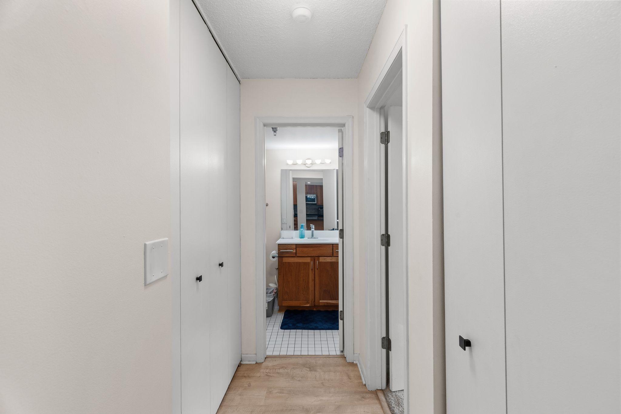 View of Residential at 401 1st Street #318, Minneapolis MN 55401, Minneapolis (17 of 30) - Mike Wilen | Minnesota Team Real Estate