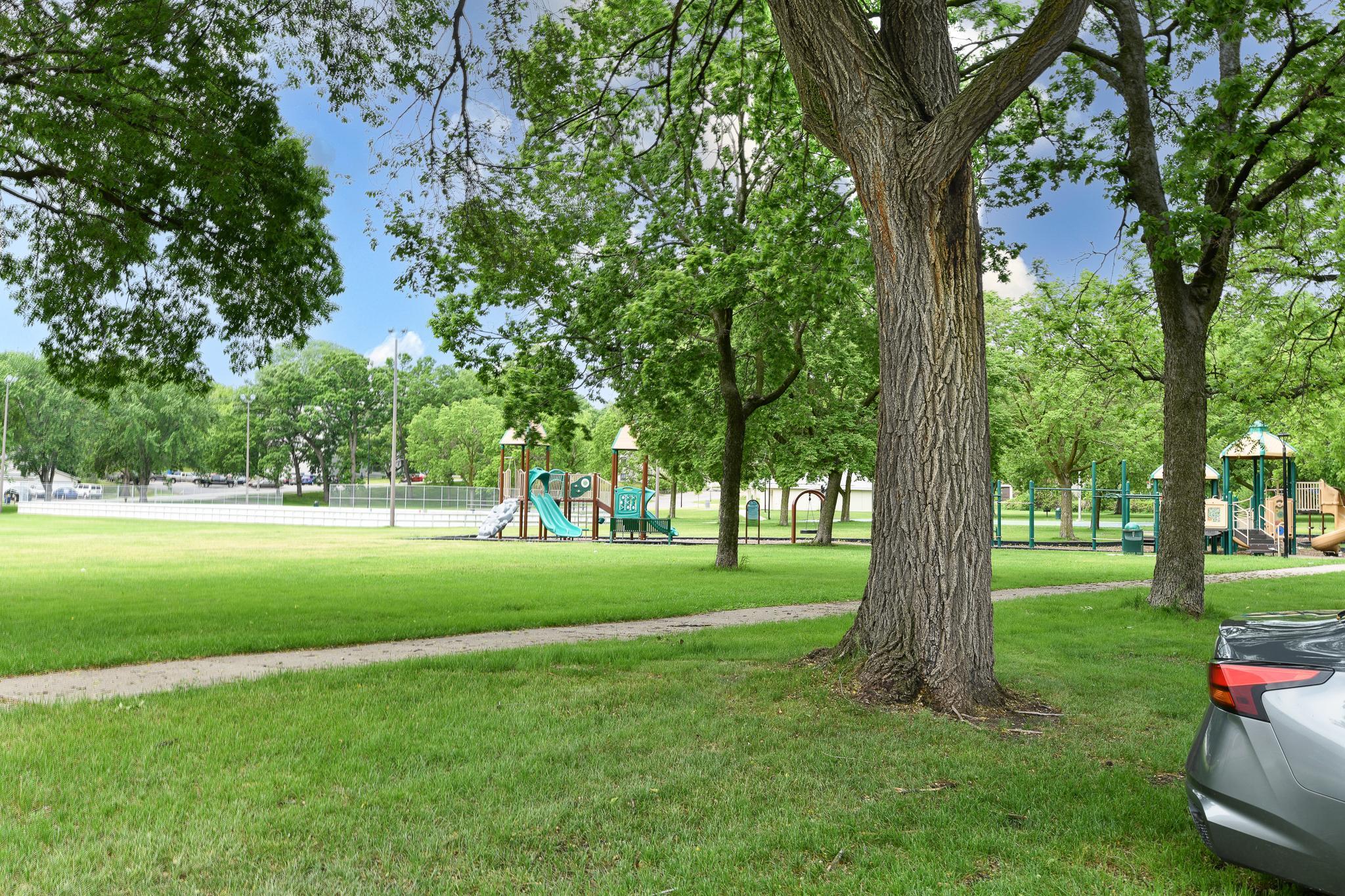 View of Commercial Sale at 626 11th Street, Saint Cloud MN 56301, Saint Cloud (5 of 11) - Mike Wilen | Minnesota Team Real Estate