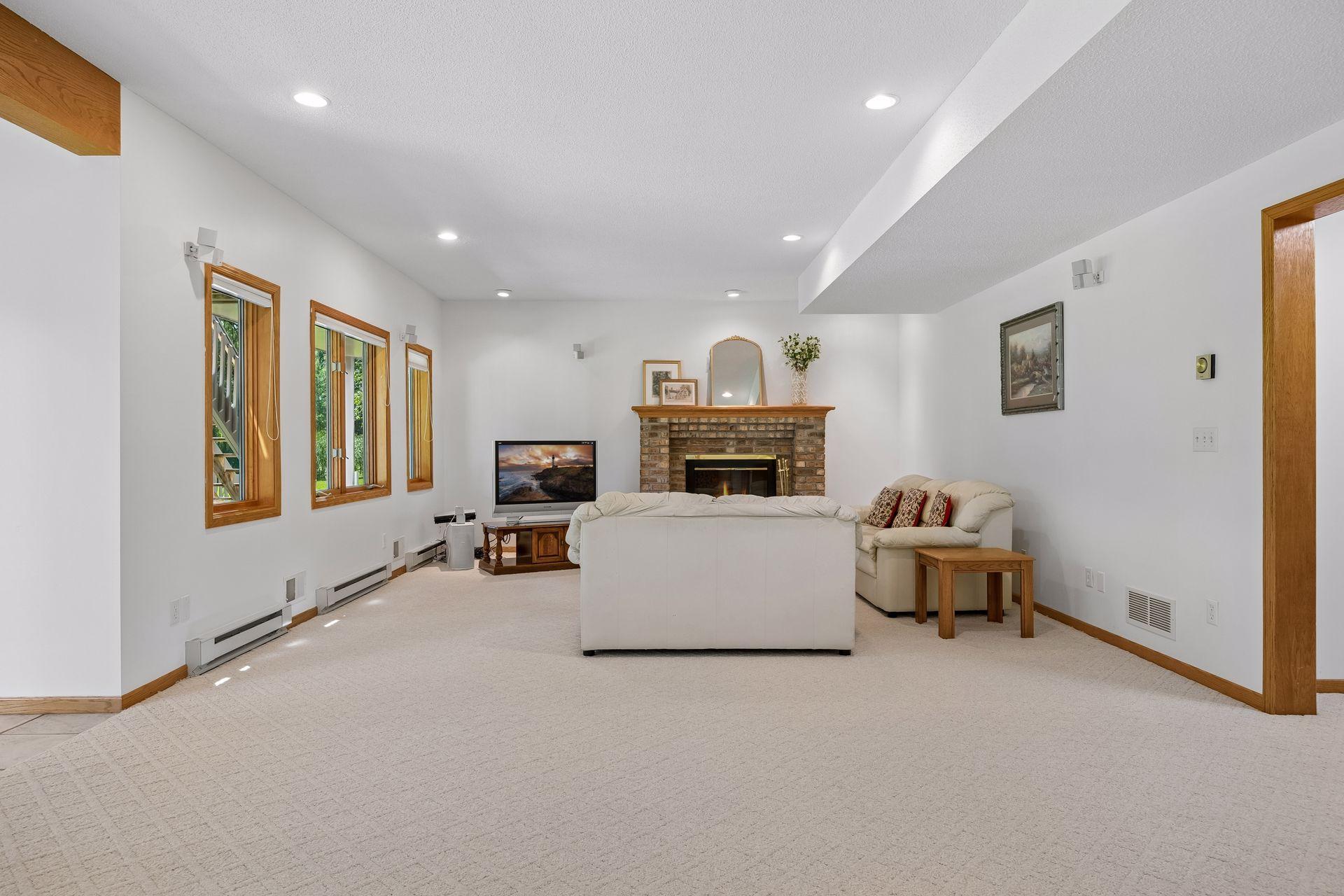 View of Residential at 710 Olive Lane, Plymouth MN 55447, Plymouth (45 of 77) - Mike Wilen | Minnesota Team Real Estate
