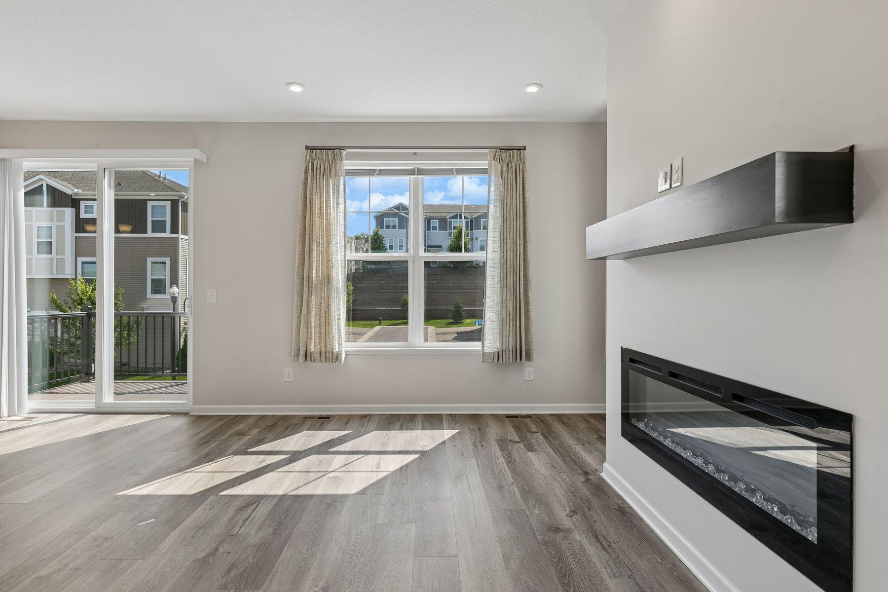 View of Residential at 2193 Gateway Curve, North Saint Paul MN 55109, North Saint Paul (12 of 31) - Mike Wilen | Minnesota Team Real Estate