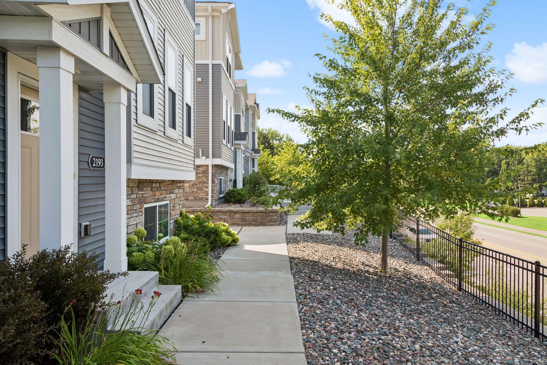 View of Residential at 2193 Gateway Curve, North Saint Paul MN 55109, North Saint Paul (2 of 31) - Mike Wilen | Minnesota Team Real Estate