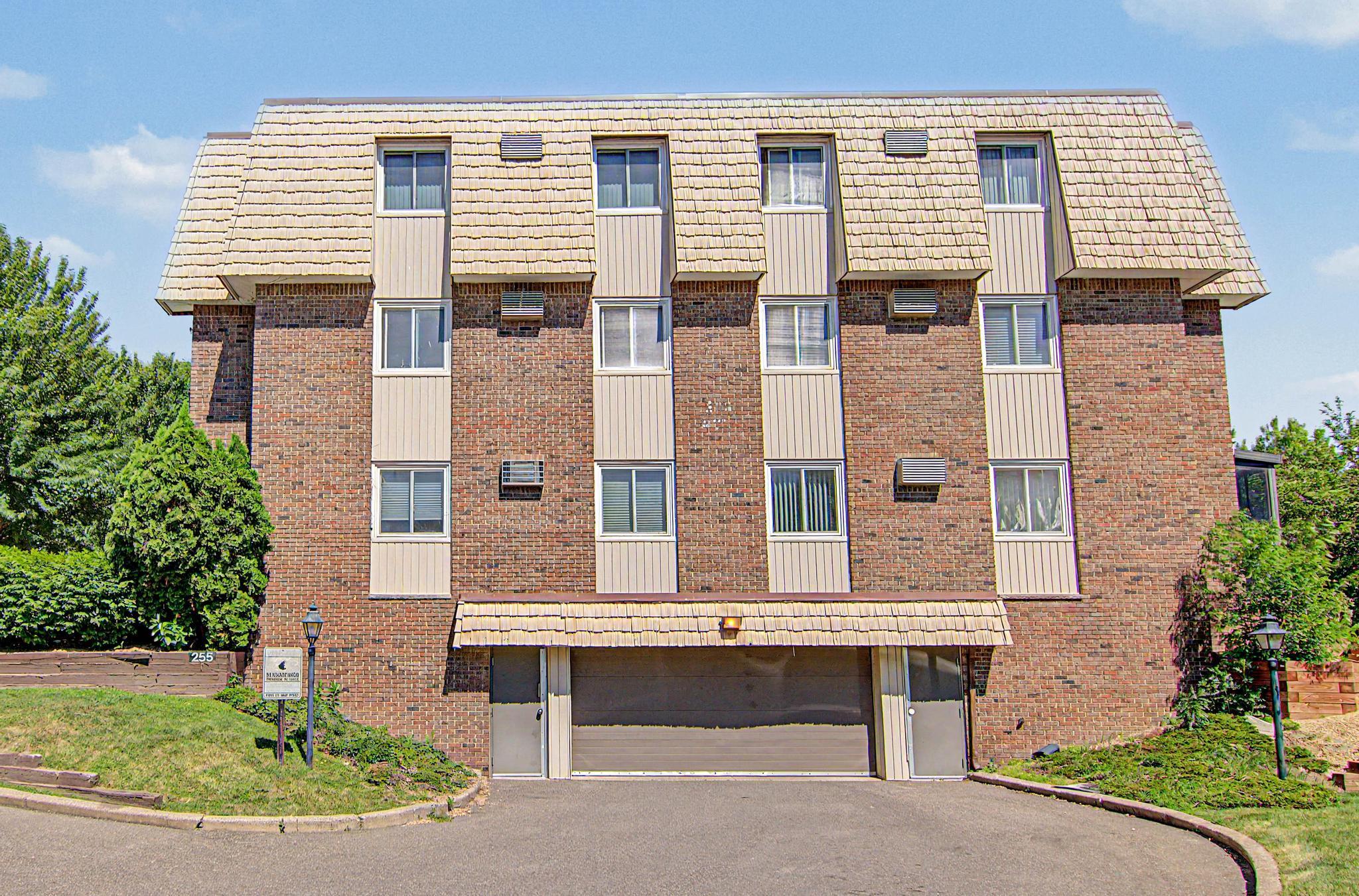 View of Residential at 255 Westview Drive #111, West Saint Paul MN 55118, West Saint Paul (25 of 25) - Mike Wilen | Minnesota Team Real Estate