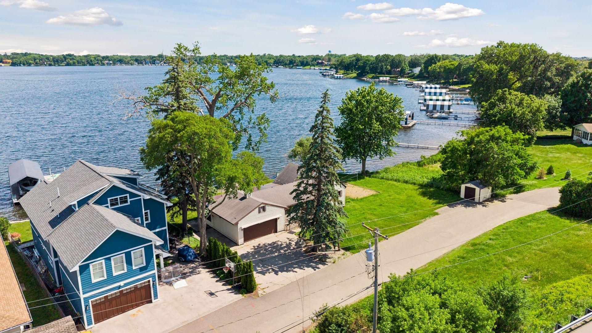View of Land at 36XX Shore Drive, Wayzata MN 55391, Wayzata (4 of 5) - Mike Wilen | Minnesota Team Real Estate