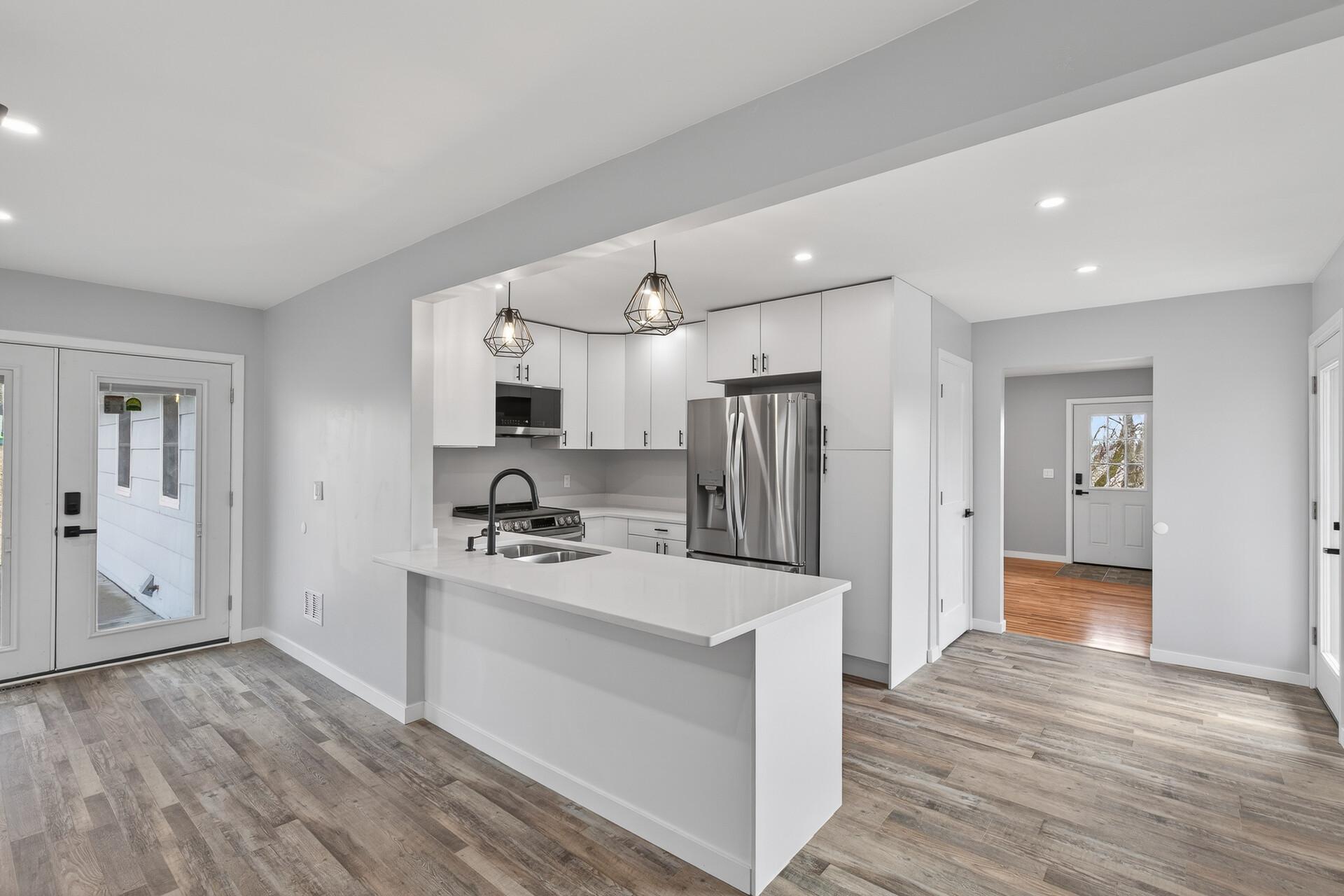 View of Residential at 8912 Tretbaugh Drive, Bloomington MN 55431, Bloomington (9 of 49) - Mike Wilen | Minnesota Team Real Estate
