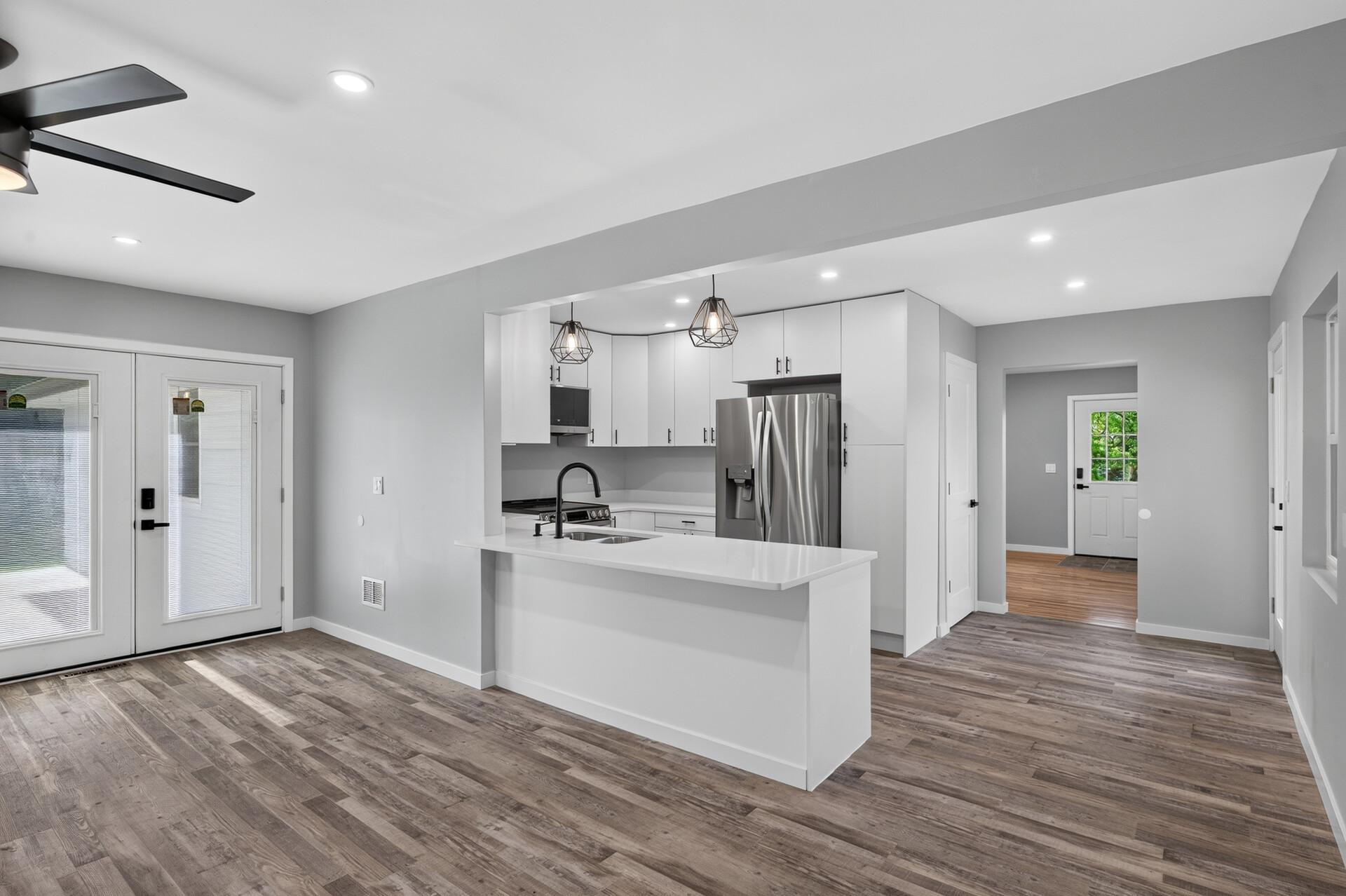 View of Residential at 8912 Tretbaugh Drive, Bloomington MN 55431, Bloomington (12 of 49) - Mike Wilen | Minnesota Team Real Estate