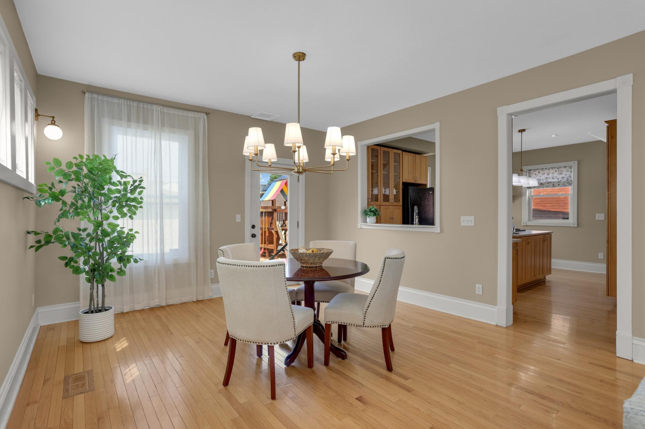View of Residential at 1117 Portland Avenue, Saint Paul MN 55104, Saint Paul (7 of 35) - Mike Wilen | Minnesota Team Real Estate