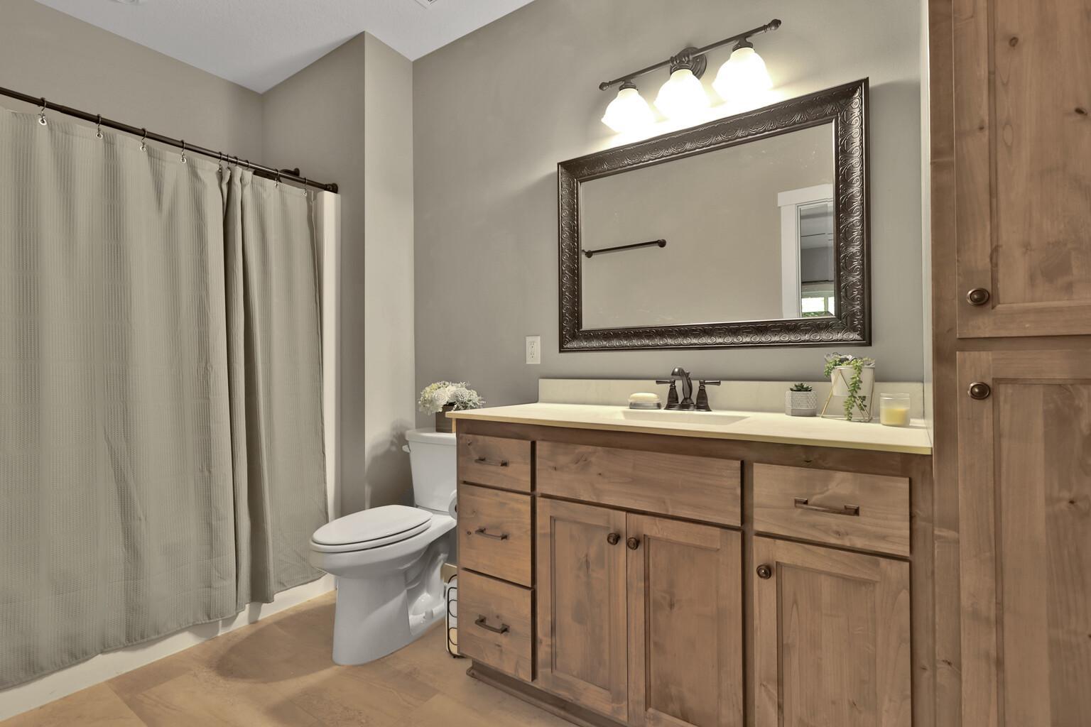 View of Residential at 4144 Shady Oak Road, Minnetonka MN 55343, Minnetonka (48 of 66) - Mike Wilen | Minnesota Team Real Estate