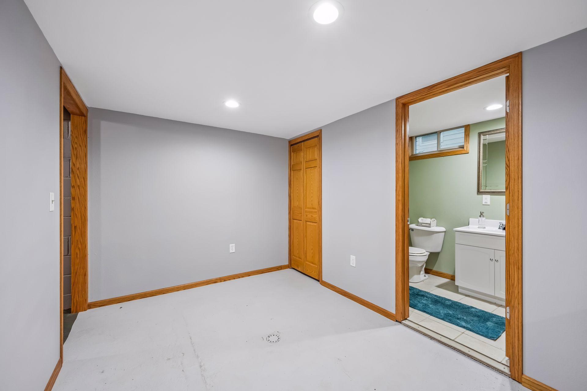 View of Residential at 213 Queen Avenue, Silver Lake MN 55381, Silver Lake (22 of 35) - Mike Wilen | Minnesota Team Real Estate