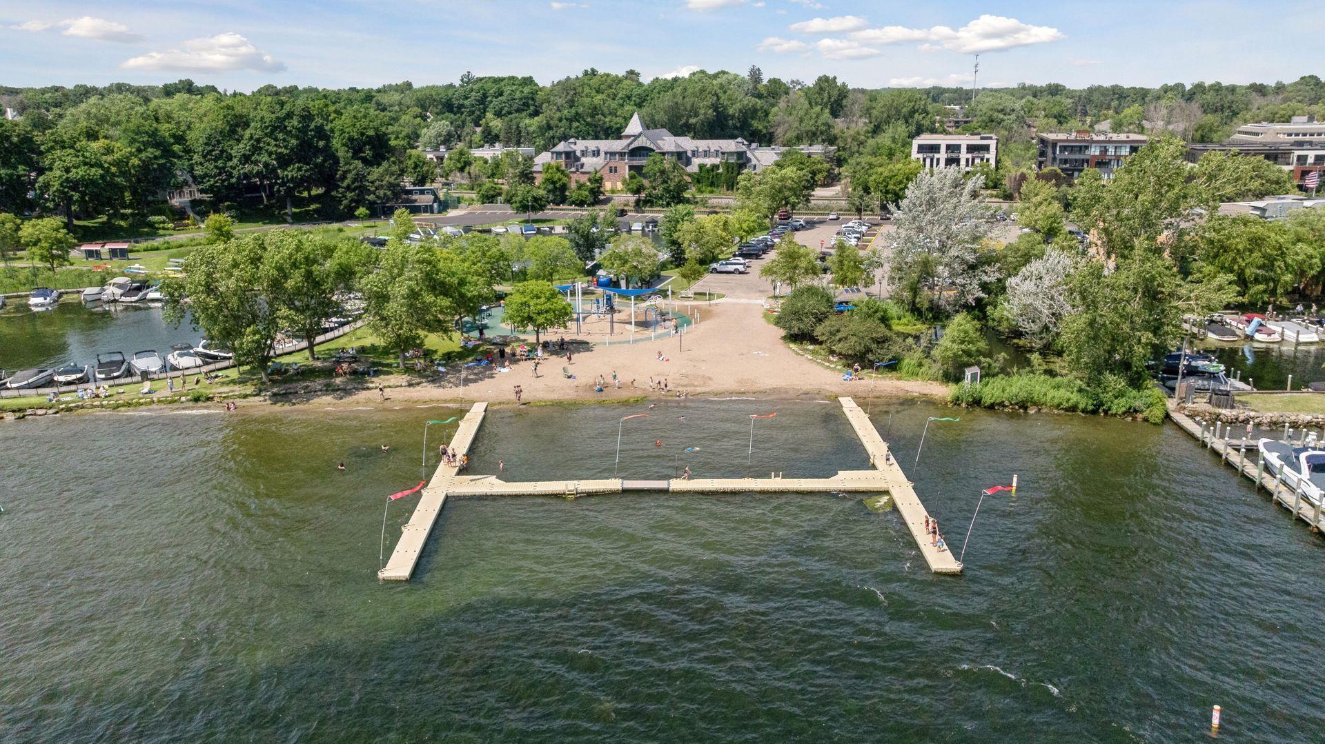 View of Residential at 264 Wayzata Boulevard, Wayzata MN 55391, Wayzata (67 of 70) - Mike Wilen | Minnesota Team Real Estate