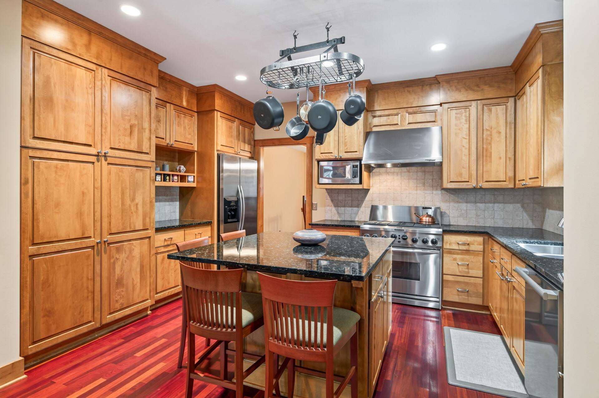 View of Residential at 1423 June Avenue, Golden Valley MN 55416, Golden Valley (30 of 85) - Mike Wilen | Minnesota Team Real Estate