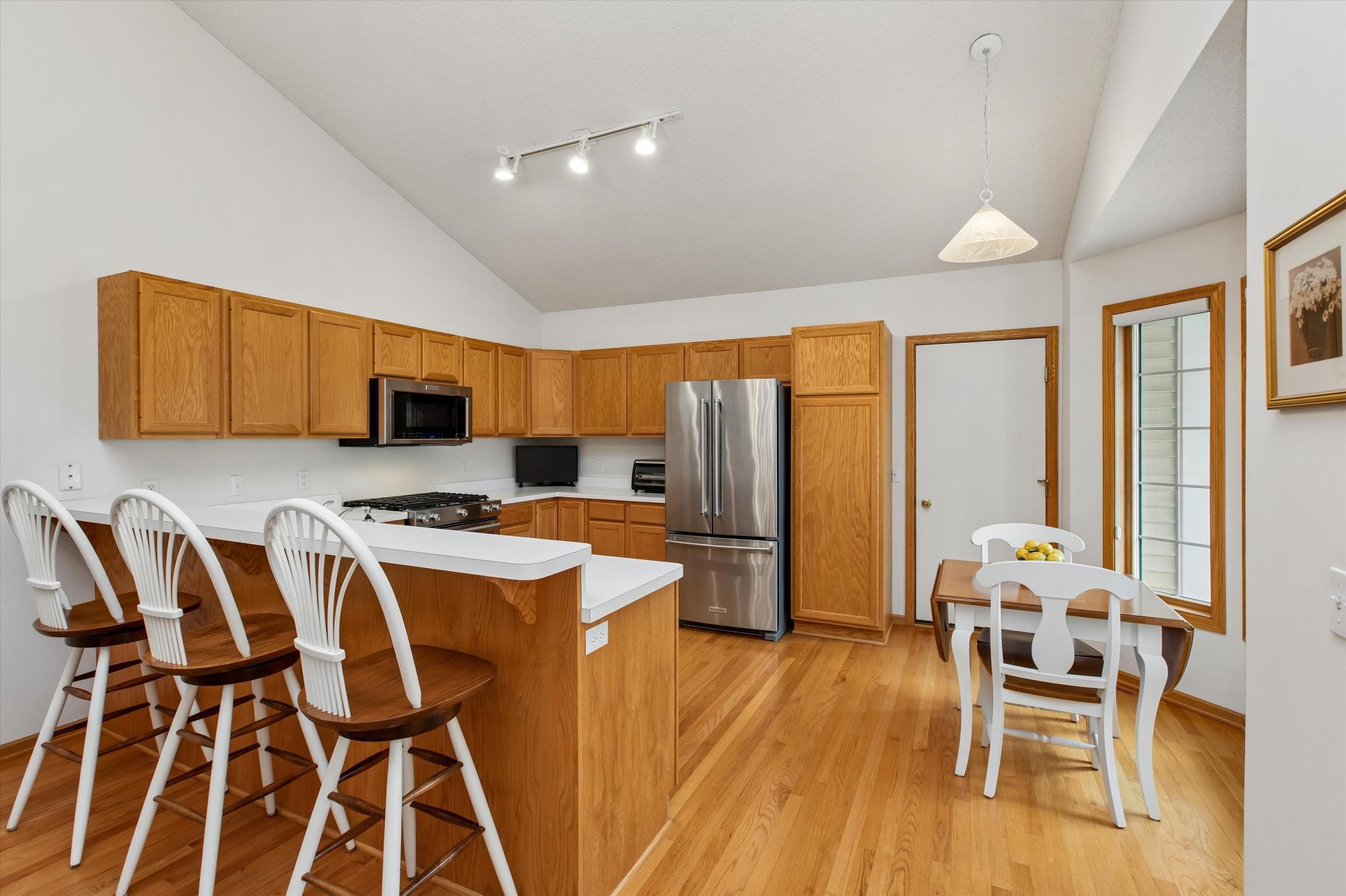 View of Residential at 808 Winterberry Drive, Woodbury MN 55125, Woodbury (7 of 31) - Mike Wilen | Minnesota Team Real Estate