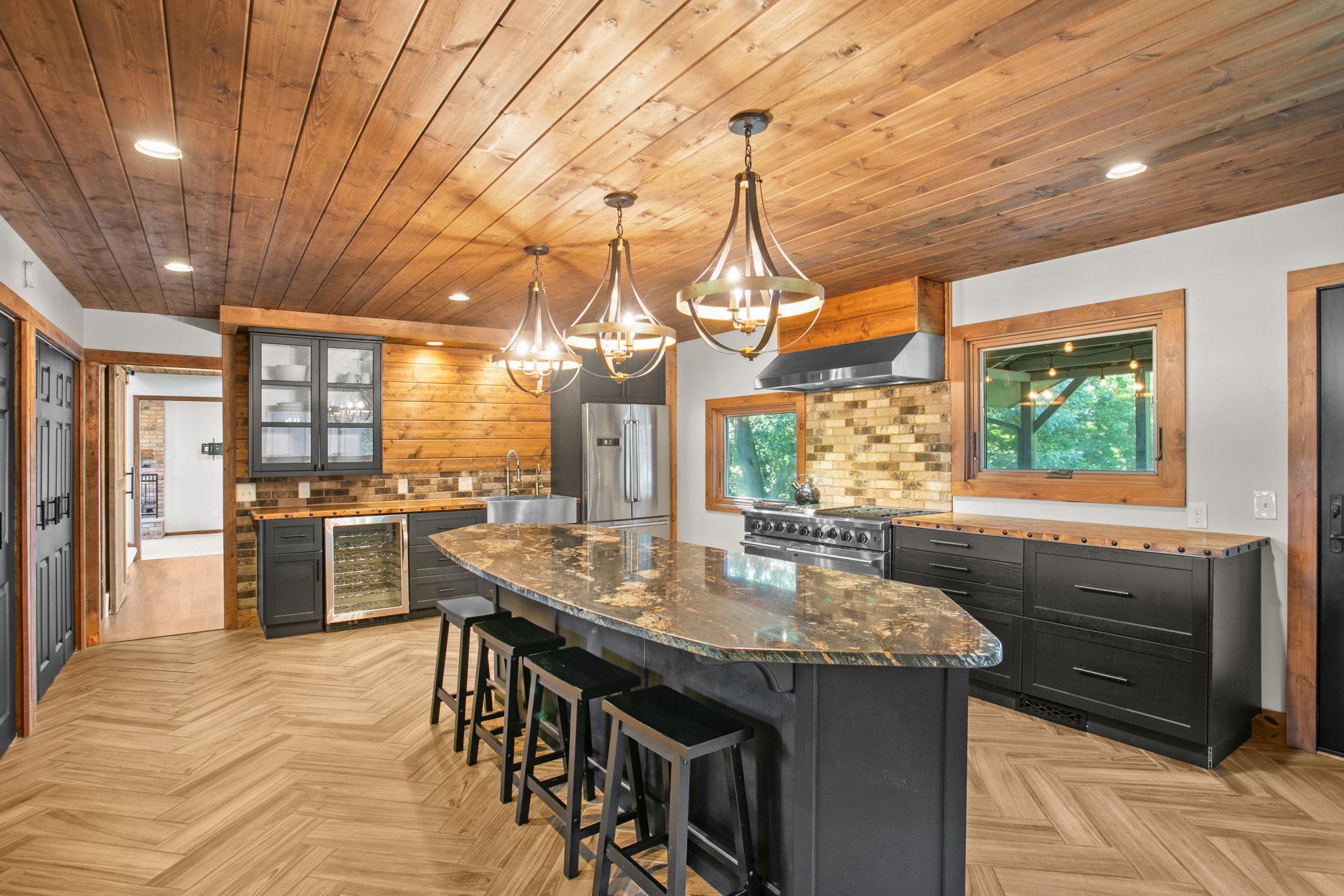 View of Residential at 565 Lakota Lane, Chaska MN 55318, Chaska (25 of 60) - Mike Wilen | Minnesota Team Real Estate