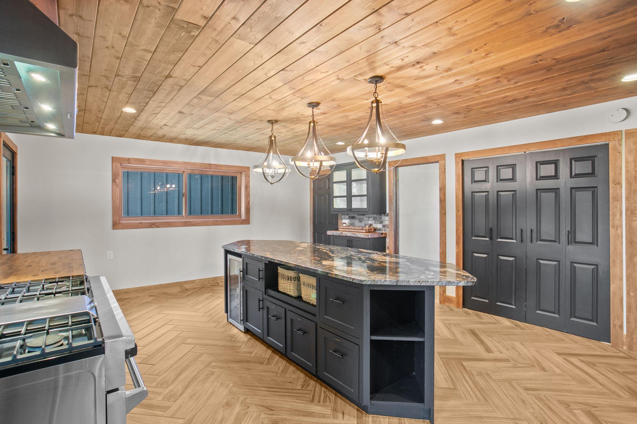 View of Residential at 565 Lakota Lane, Chaska MN 55318, Chaska (22 of 60) - Mike Wilen | Minnesota Team Real Estate
