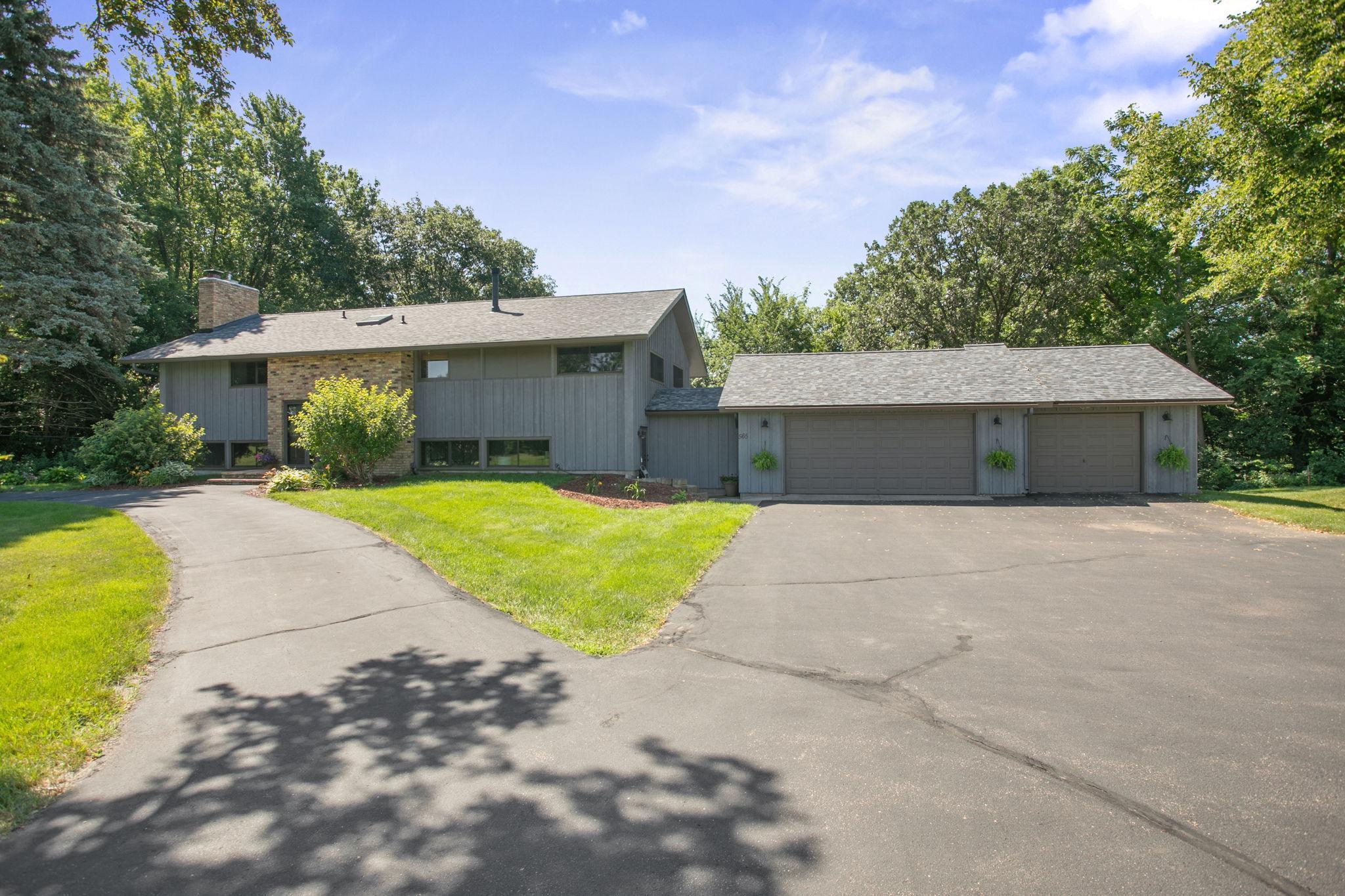 View of Residential at 565 Lakota Lane, Chaska MN 55318, Chaska (2 of 60) - Mike Wilen | Minnesota Team Real Estate