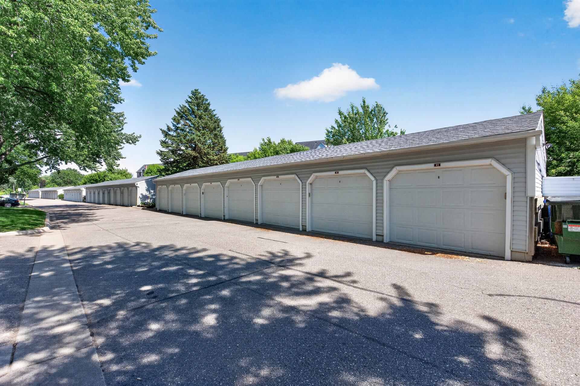 View of Residential at 2296 Benson Avenue #G, Saint Paul MN 55116, Saint Paul (28 of 29) - Mike Wilen | Minnesota Team Real Estate