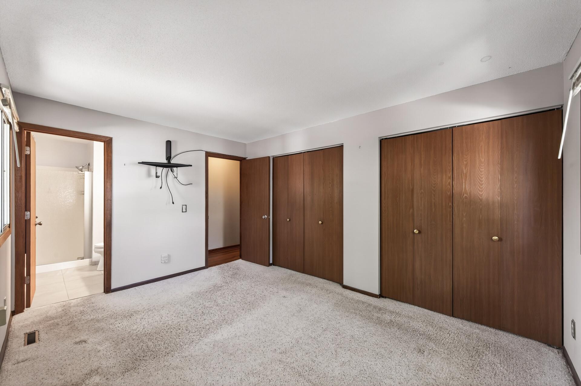 View of Residential at 2296 Benson Avenue #G, Saint Paul MN 55116, Saint Paul (18 of 29) - Mike Wilen | Minnesota Team Real Estate