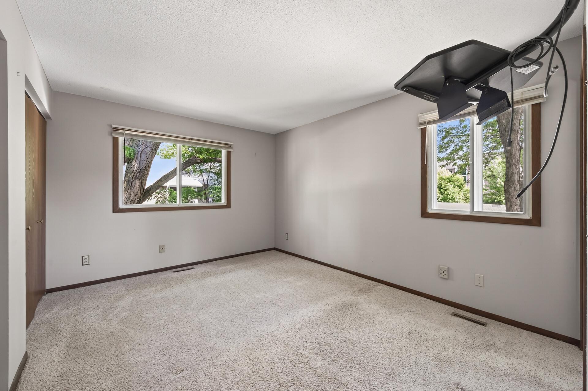 View of Residential at 2296 Benson Avenue #G, Saint Paul MN 55116, Saint Paul (17 of 29) - Mike Wilen | Minnesota Team Real Estate