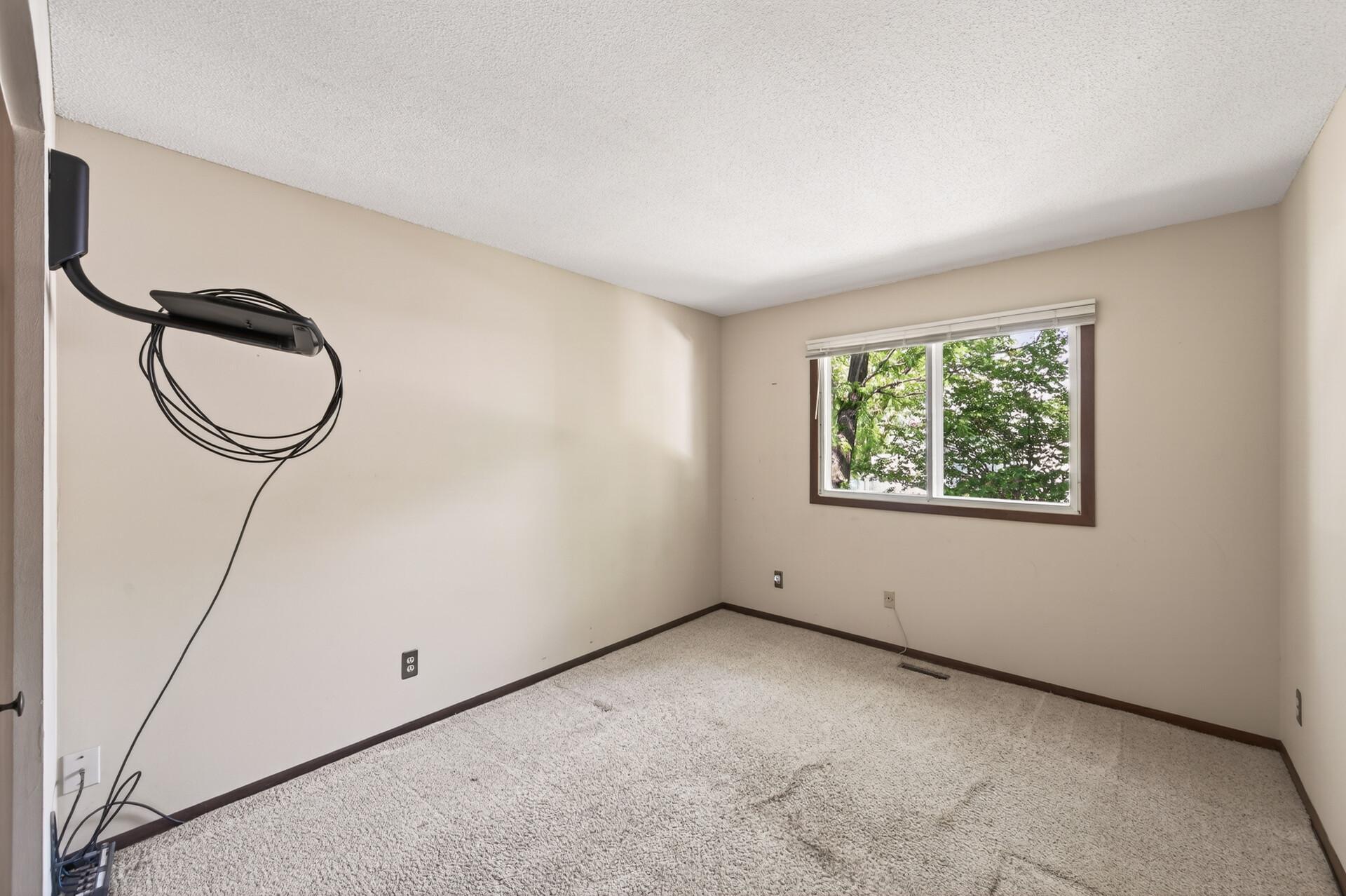 View of Residential at 2296 Benson Avenue #G, Saint Paul MN 55116, Saint Paul (14 of 29) - Mike Wilen | Minnesota Team Real Estate