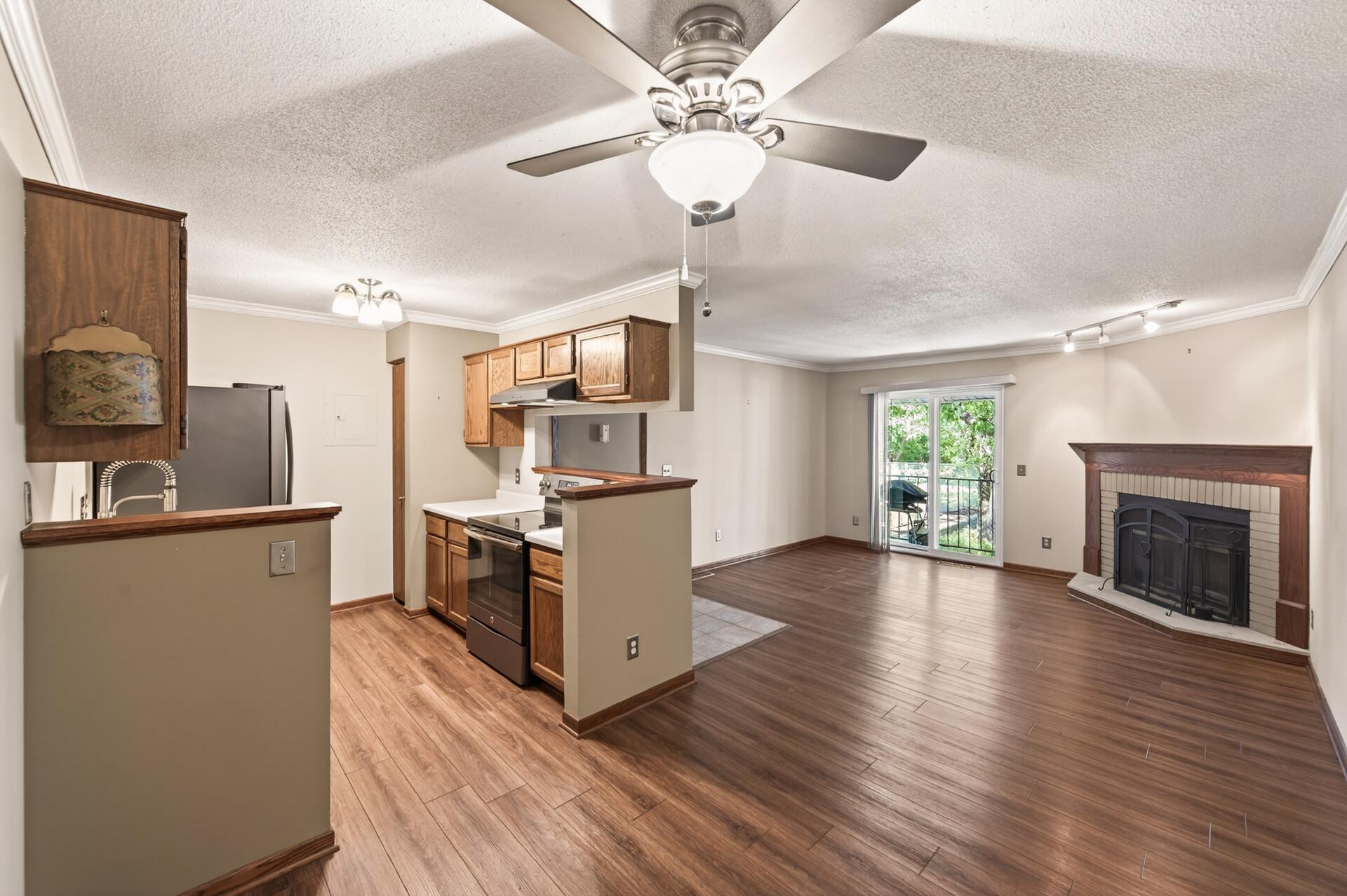 View of Residential at 2296 Benson Avenue #G, Saint Paul MN 55116, Saint Paul (10 of 29) - Mike Wilen | Minnesota Team Real Estate