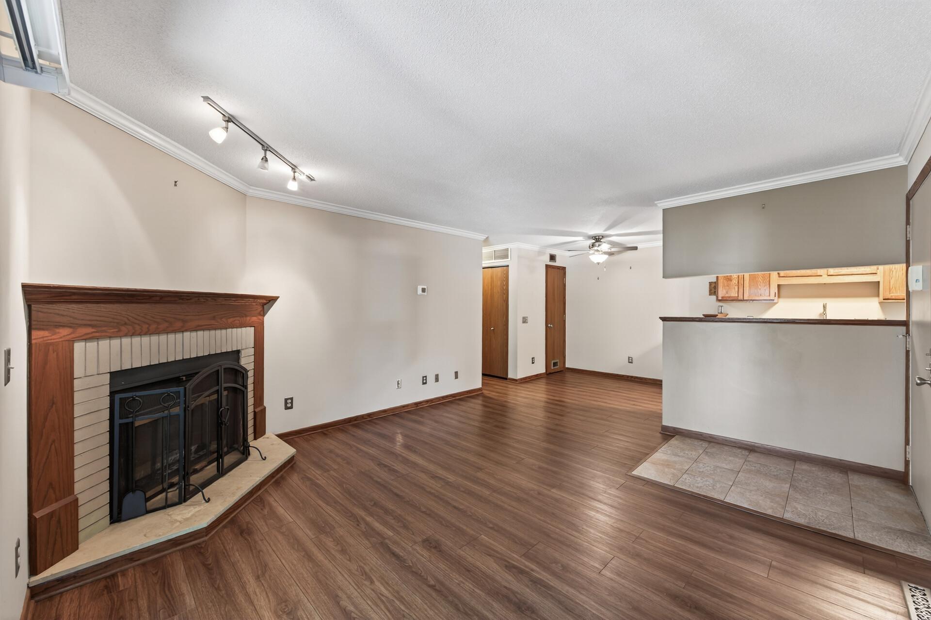 View of Residential at 2296 Benson Avenue #G, Saint Paul MN 55116, Saint Paul (8 of 29) - Mike Wilen | Minnesota Team Real Estate