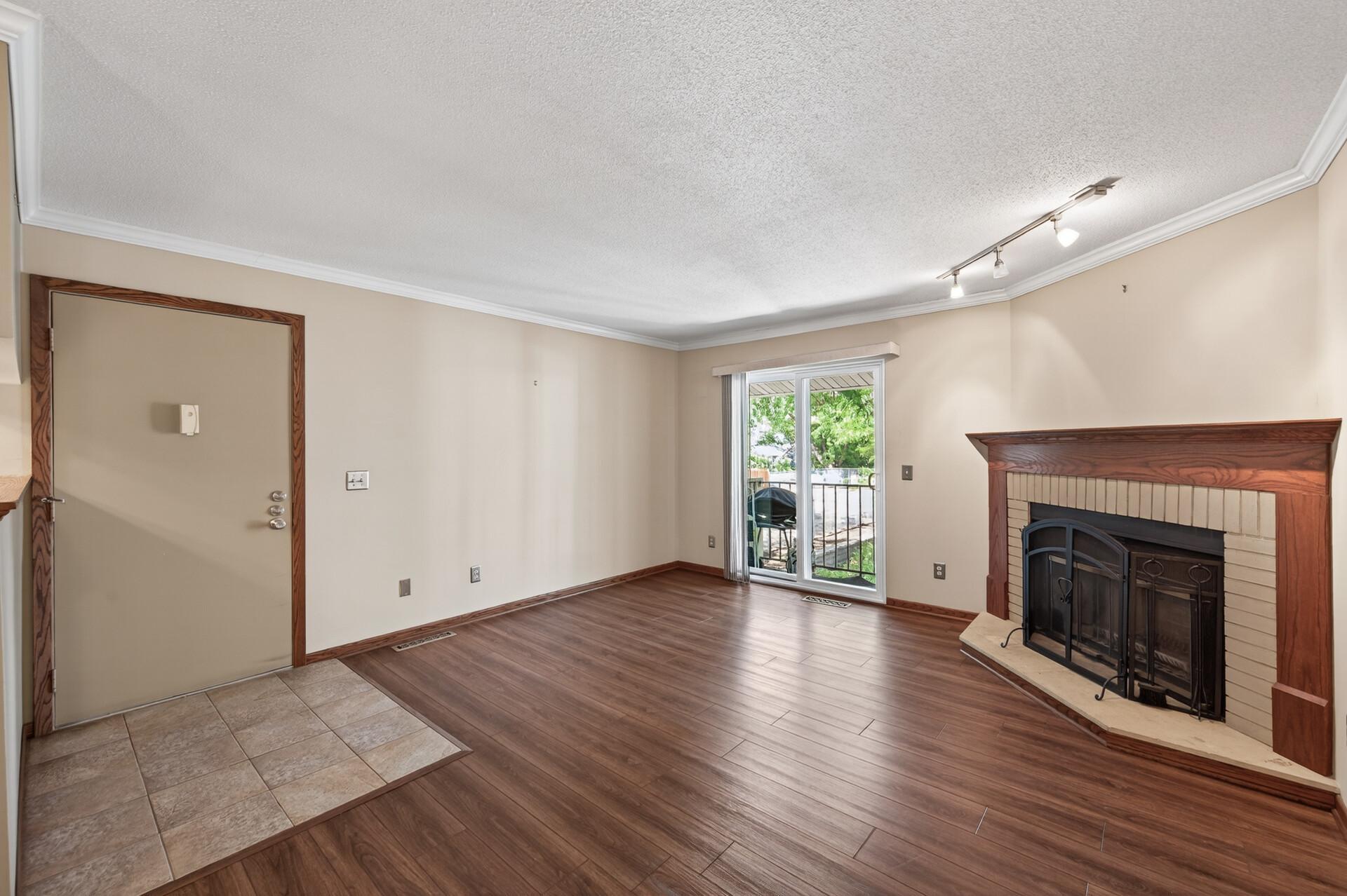 View of Residential at 2296 Benson Avenue #G, Saint Paul MN 55116, Saint Paul (2 of 29) - Mike Wilen | Minnesota Team Real Estate
