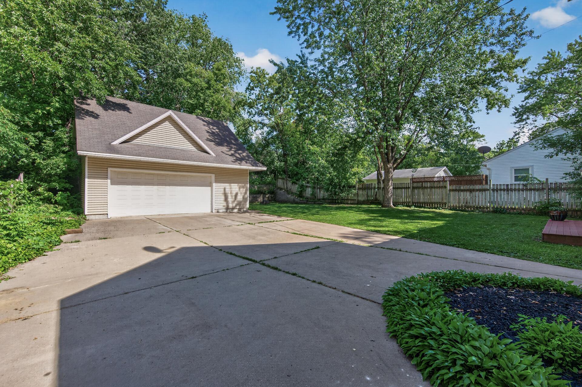 View of Residential at 4929 West Lane, Minnetonka MN 55345, Minnetonka (51 of 73) - Mike Wilen | Minnesota Team Real Estate