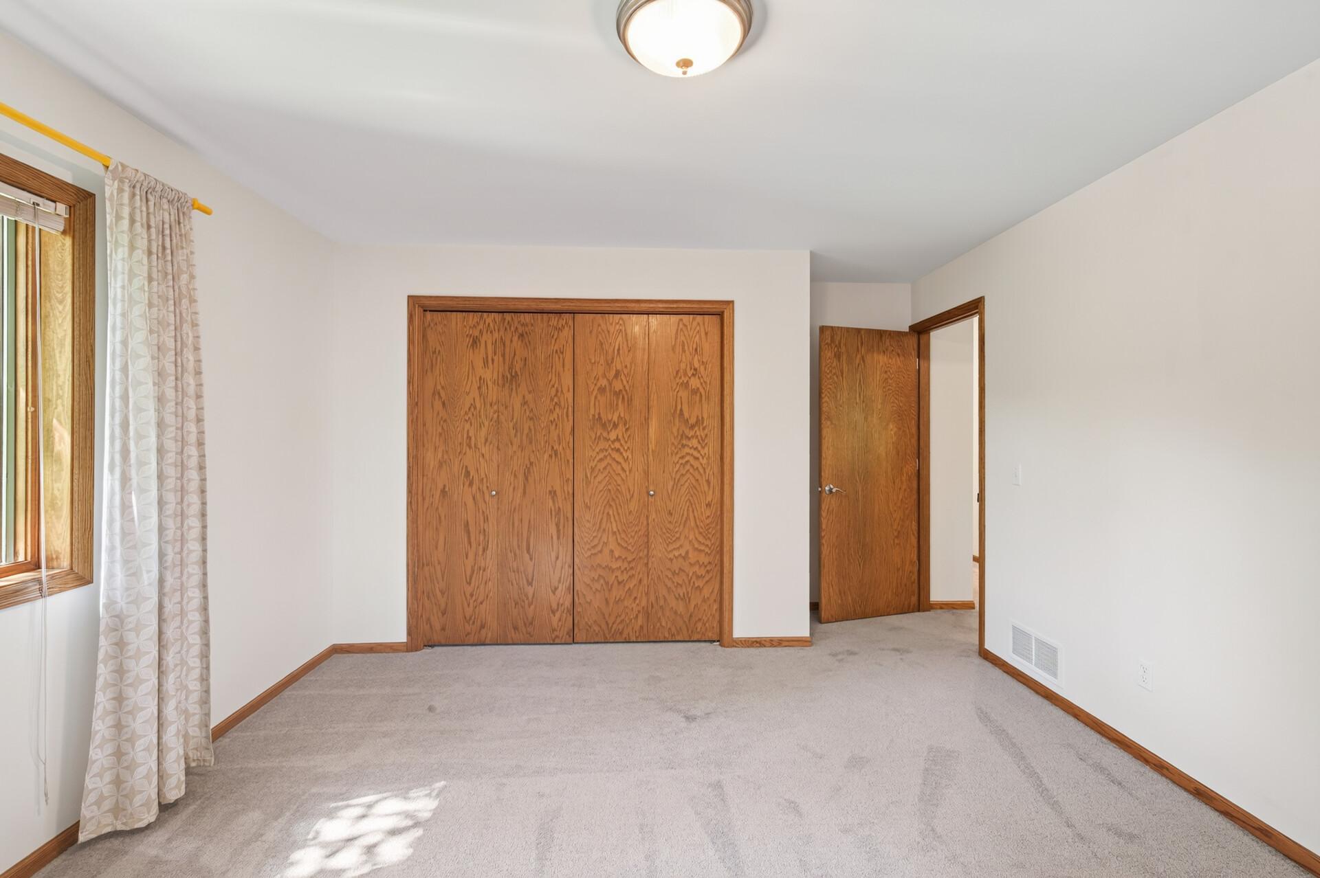 View of Residential at 4929 West Lane, Minnetonka MN 55345, Minnetonka (40 of 73) - Mike Wilen | Minnesota Team Real Estate