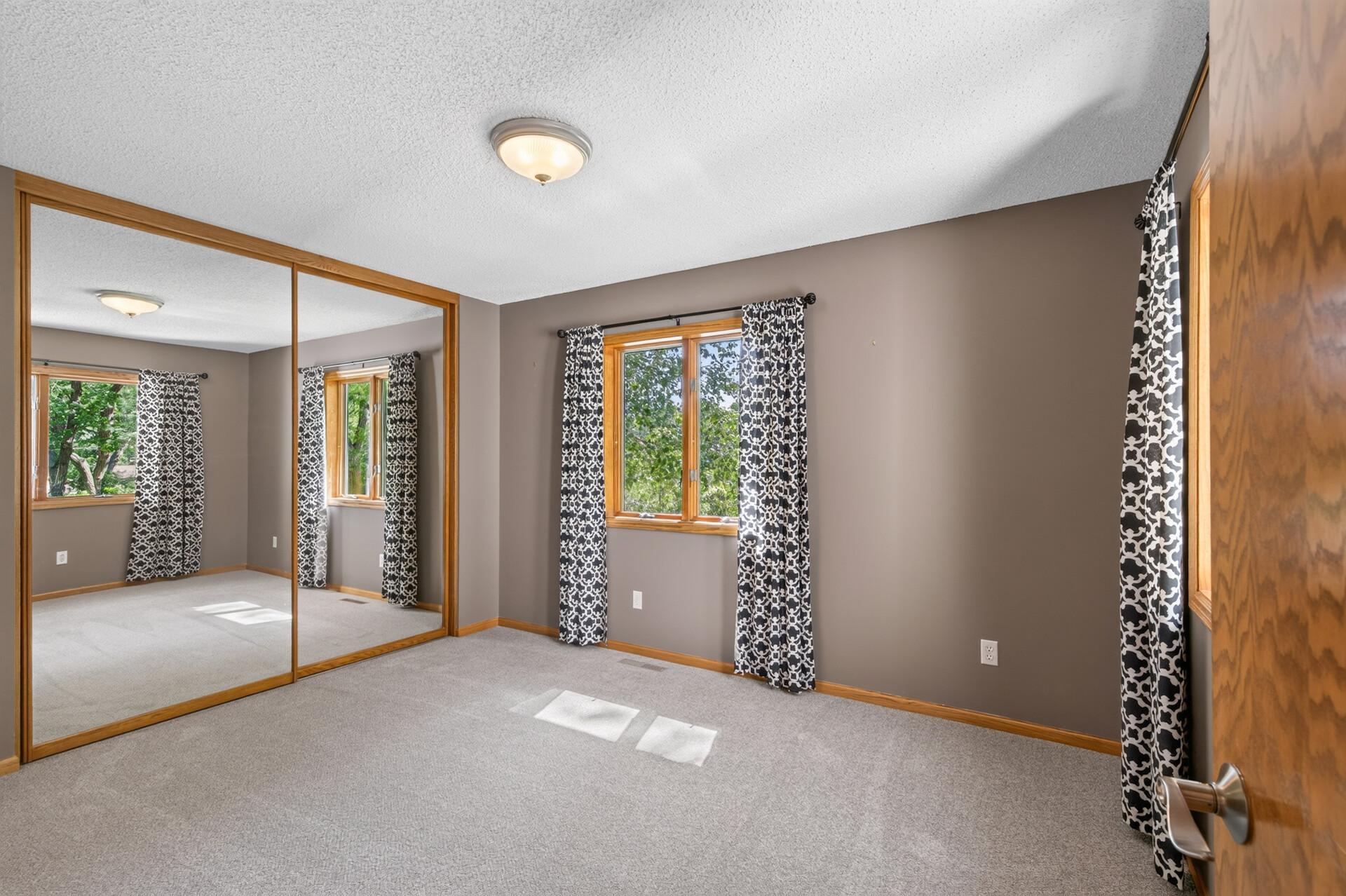 View of Residential at 4929 West Lane, Minnetonka MN 55345, Minnetonka (33 of 73) - Mike Wilen | Minnesota Team Real Estate
