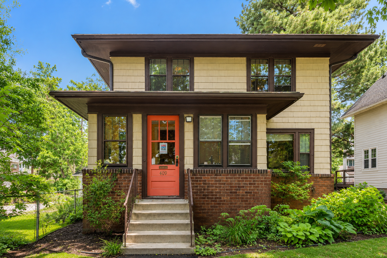 View of Residential Income at 409 Thomas Avenue, Minneapolis MN 55405, Minneapolis - Mike Wilen | Minnesota Team Real Estate