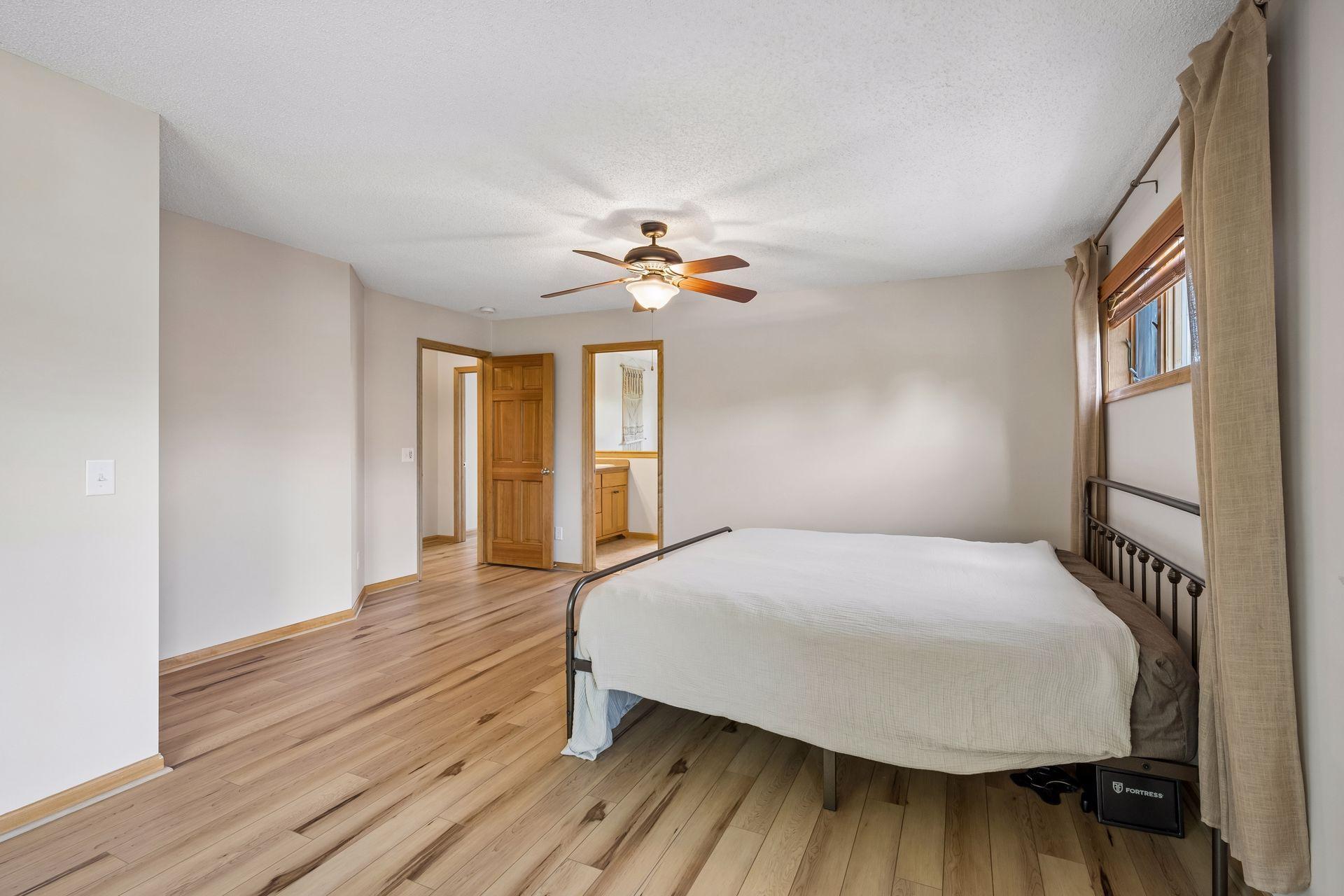 View of Residential at 11585 Laketowne View, Albertville MN 55301, Albertville (30 of 61) - Mike Wilen | Minnesota Team Real Estate
