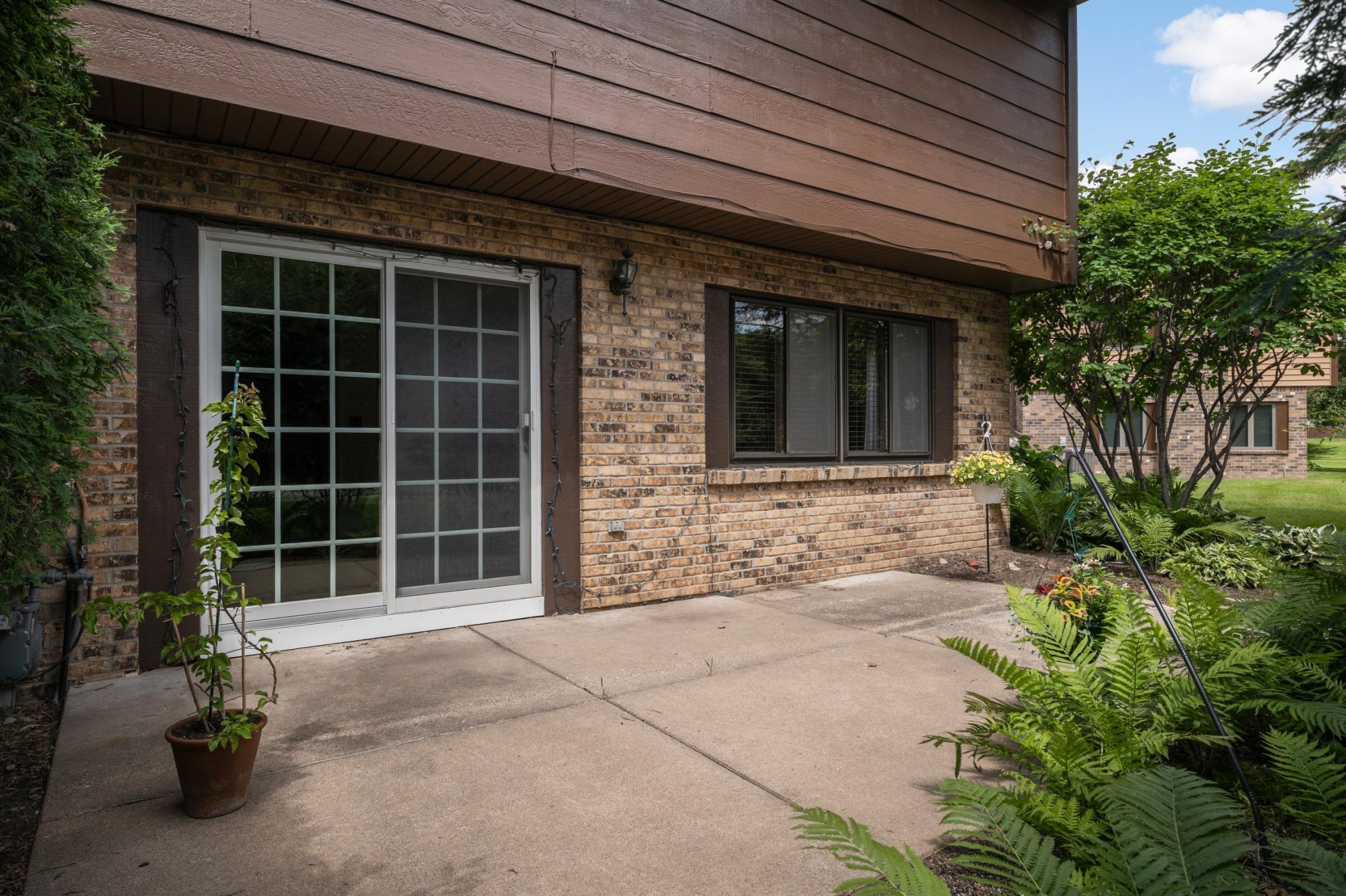 View of Residential at 7111 Robinwood Bay, Woodbury MN 55125, Woodbury (28 of 32) - Mike Wilen | Minnesota Team Real Estate