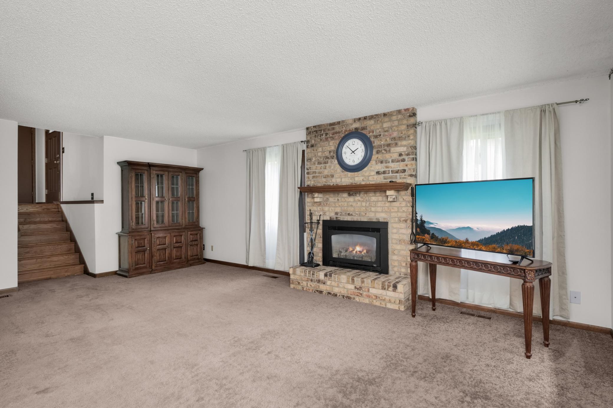View of Residential at 7111 Robinwood Bay, Woodbury MN 55125, Woodbury (7 of 32) - Mike Wilen | Minnesota Team Real Estate