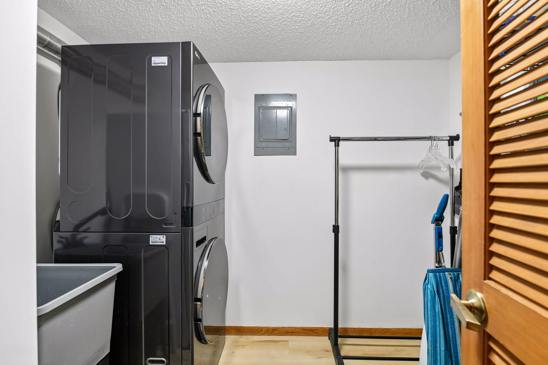 View of Residential at 6051 Laurel Avenue #112, Golden Valley MN 55416, Golden Valley (29 of 45) - Mike Wilen | Minnesota Team Real Estate