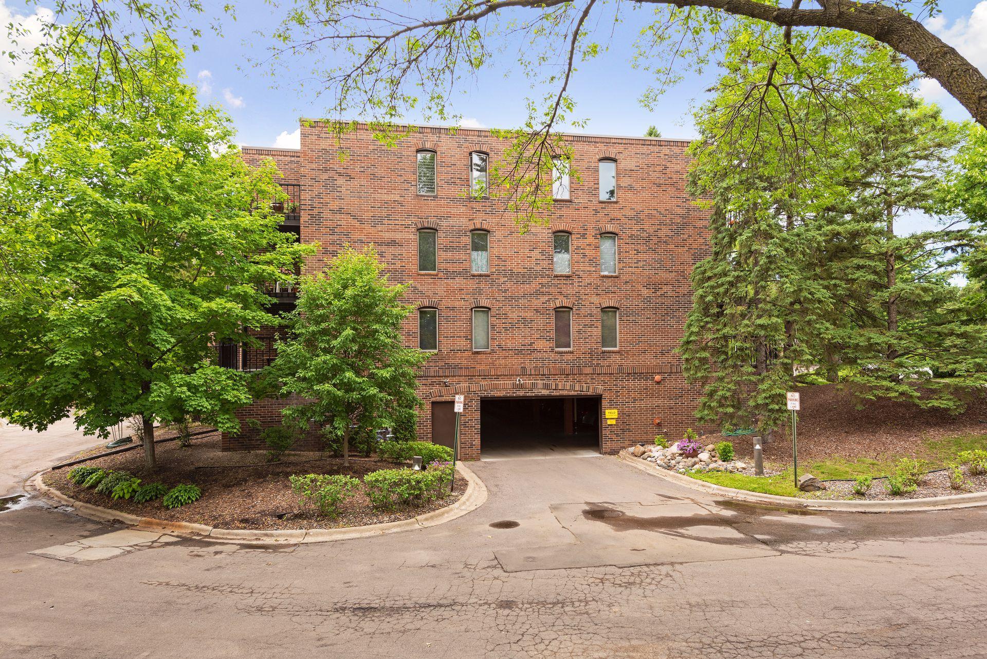 View of Residential at 6051 Laurel Avenue #112, Golden Valley MN 55416, Golden Valley (44 of 45) - Mike Wilen | Minnesota Team Real Estate
