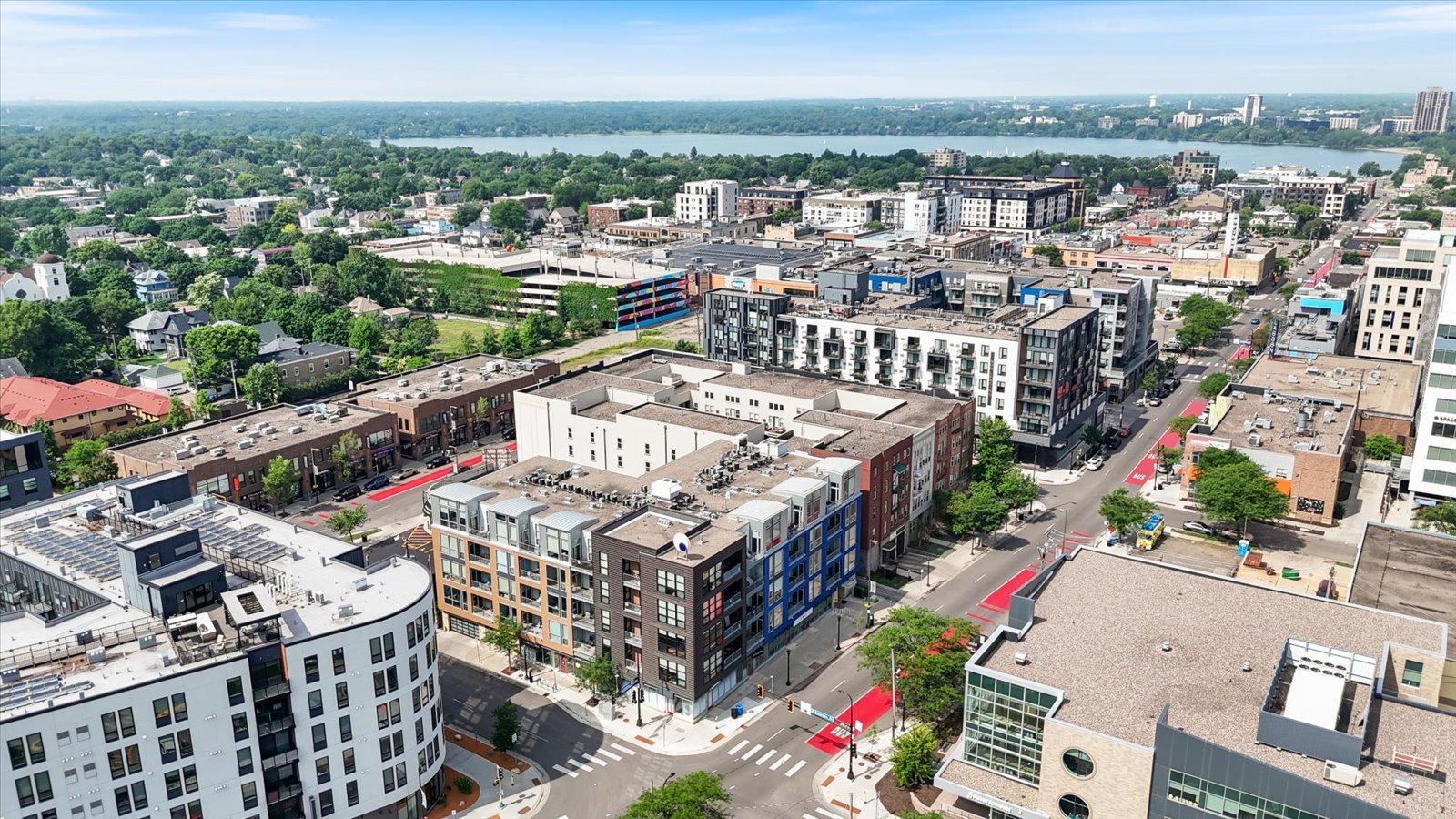 View of Residential at 1211 Lagoon Avenue #510, Minneapolis MN 55408, Minneapolis (24 of 28) - Mike Wilen | Minnesota Team Real Estate