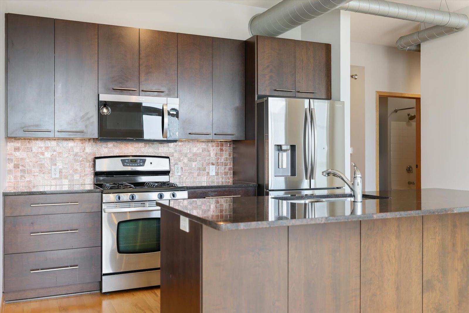 View of Residential at 1211 Lagoon Avenue #510, Minneapolis MN 55408, Minneapolis (14 of 28) - Mike Wilen | Minnesota Team Real Estate